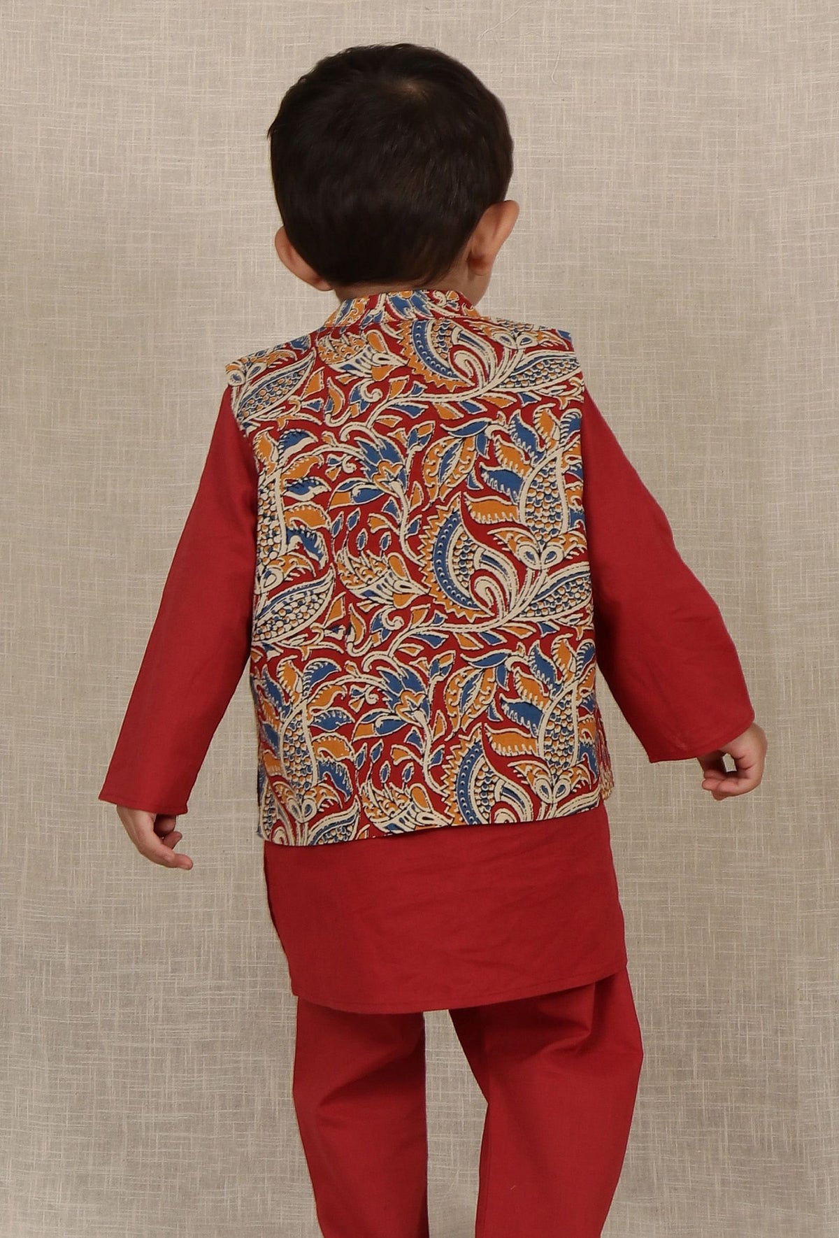 Ayan Maroon Red Kalamkari Printed Cotton Nehru Jacket サイズ 6〜9か月