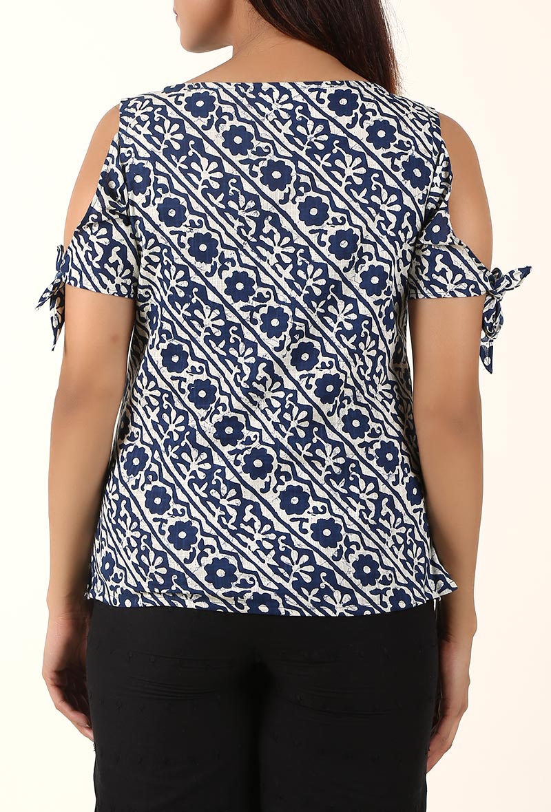 White And Deep Blue Cold Shoulder Bagru Pure Cotton Top サイズ S