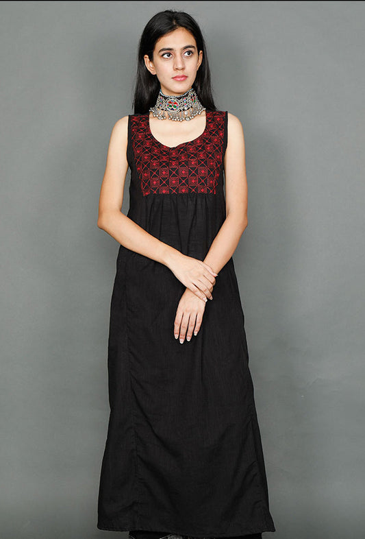 Black Dress With Kantha Embroidery サイズ XS