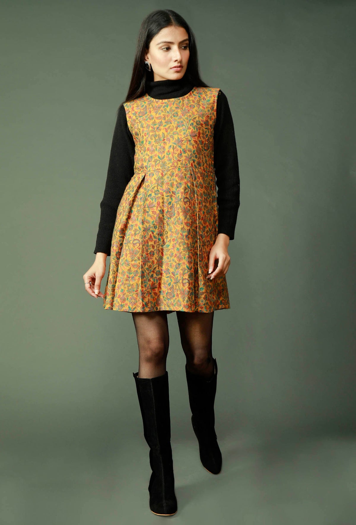 Mustard Pure Wool Kani Woven Dress With Kashmiri Pattern サイズ M
