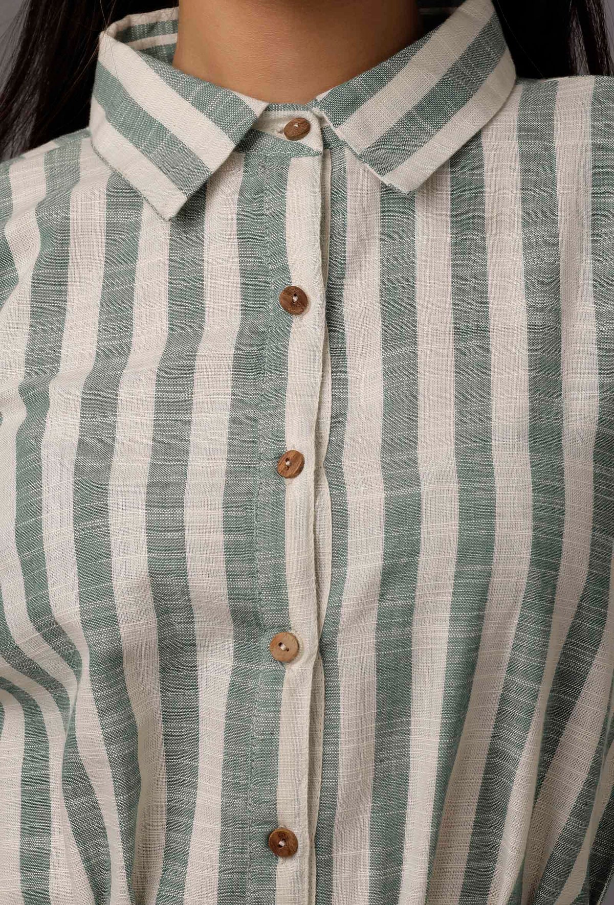 Set of 2: Green and White Stripes Pure Woven Cotton Kurta and Pants サイズ M