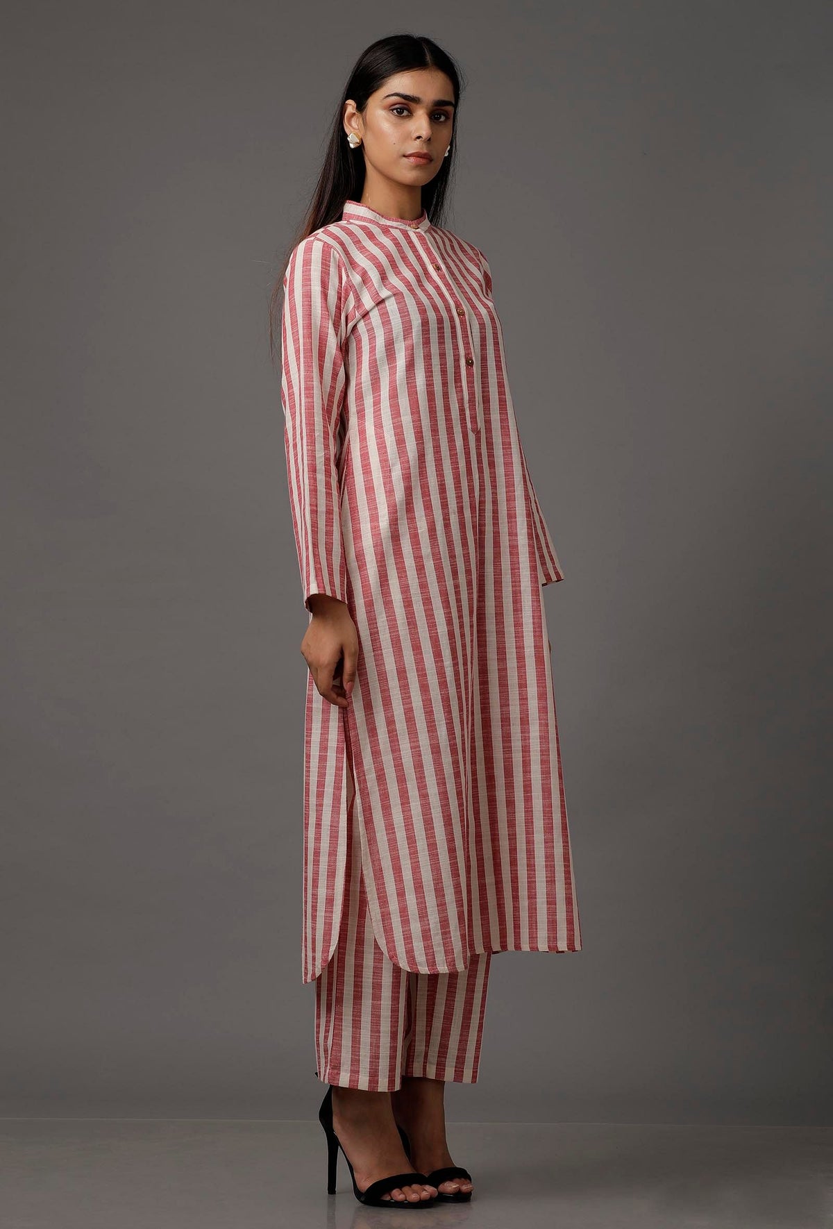 Peach Red and White Stripes Pure Woven Cotton Kurta サイズ M