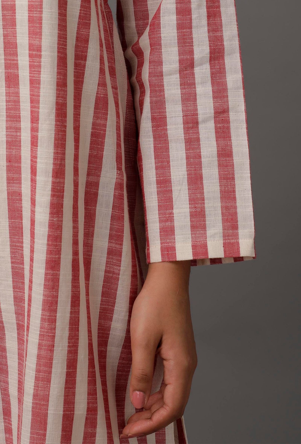 Peach Red and White Stripes Pure Woven Cotton Kurta サイズ L