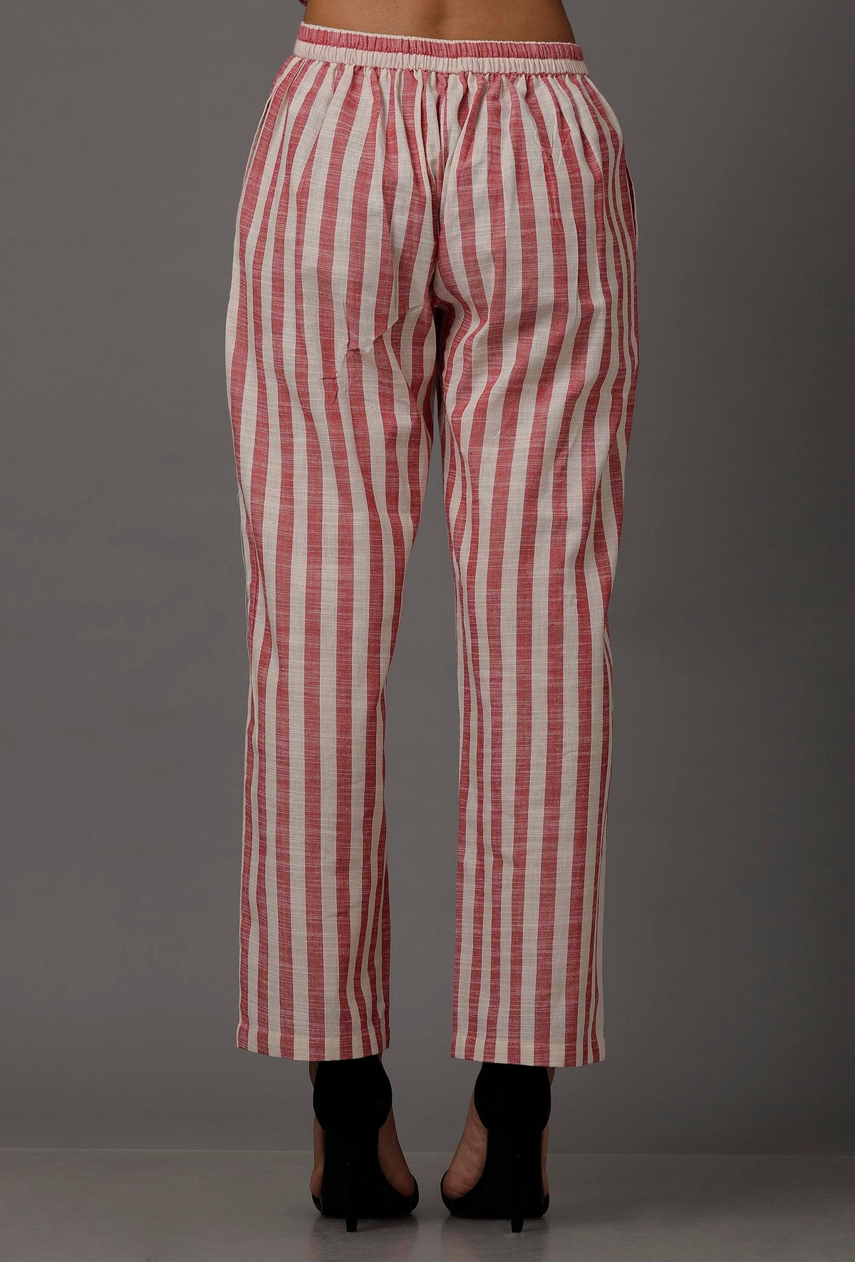 Set of 2: Red and White Stripes Pure Woven Cotton Kurta and Pants サイズ S
