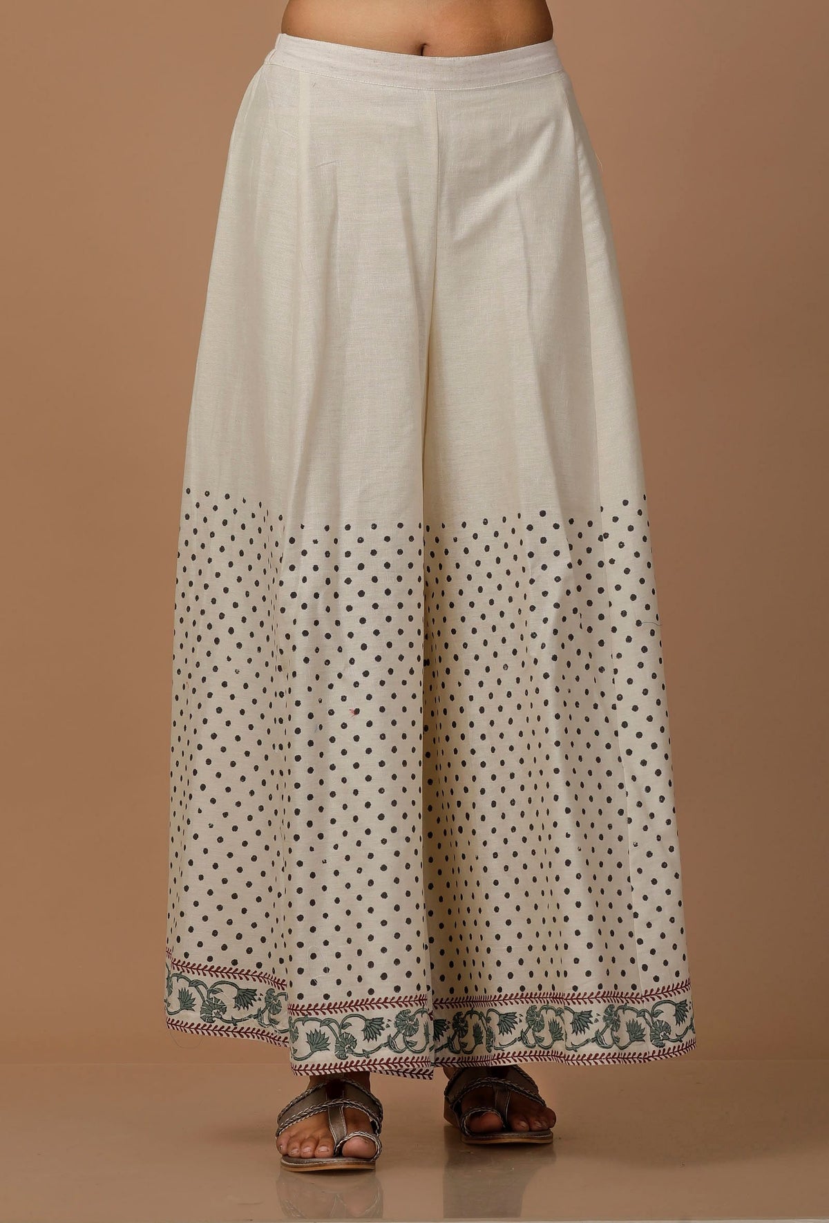 Set of 2: Off White Hand Block Cotton Flex Kurta and Palazzo サイズ XL