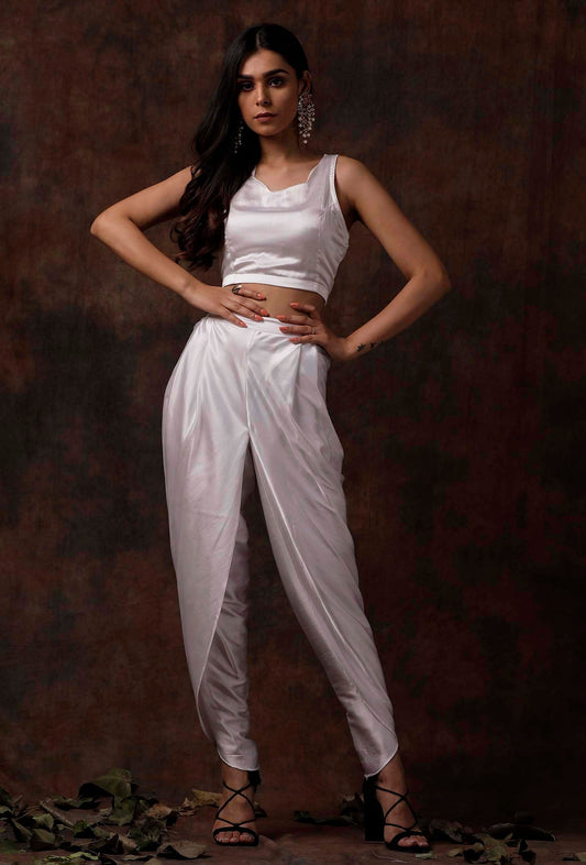Set of 2: White Slip Satin Blouse and Dhoti サイズ XL
