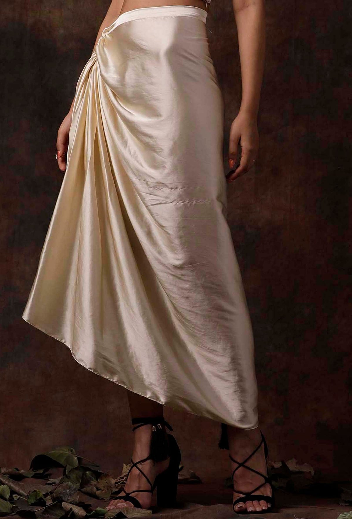 Off White Stitched Drape Satin Skirt サイズ XL