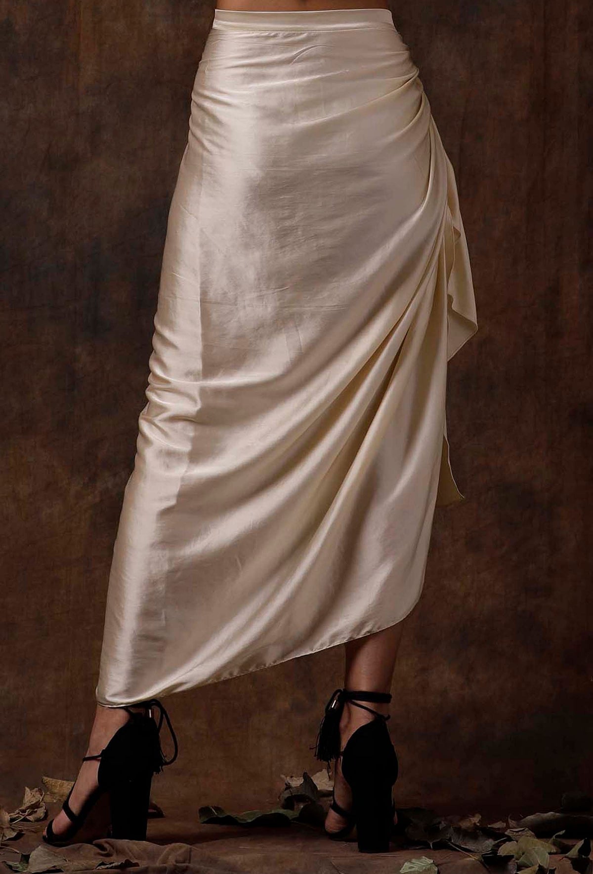 Off White Stitched Drape Satin Skirt サイズ XL