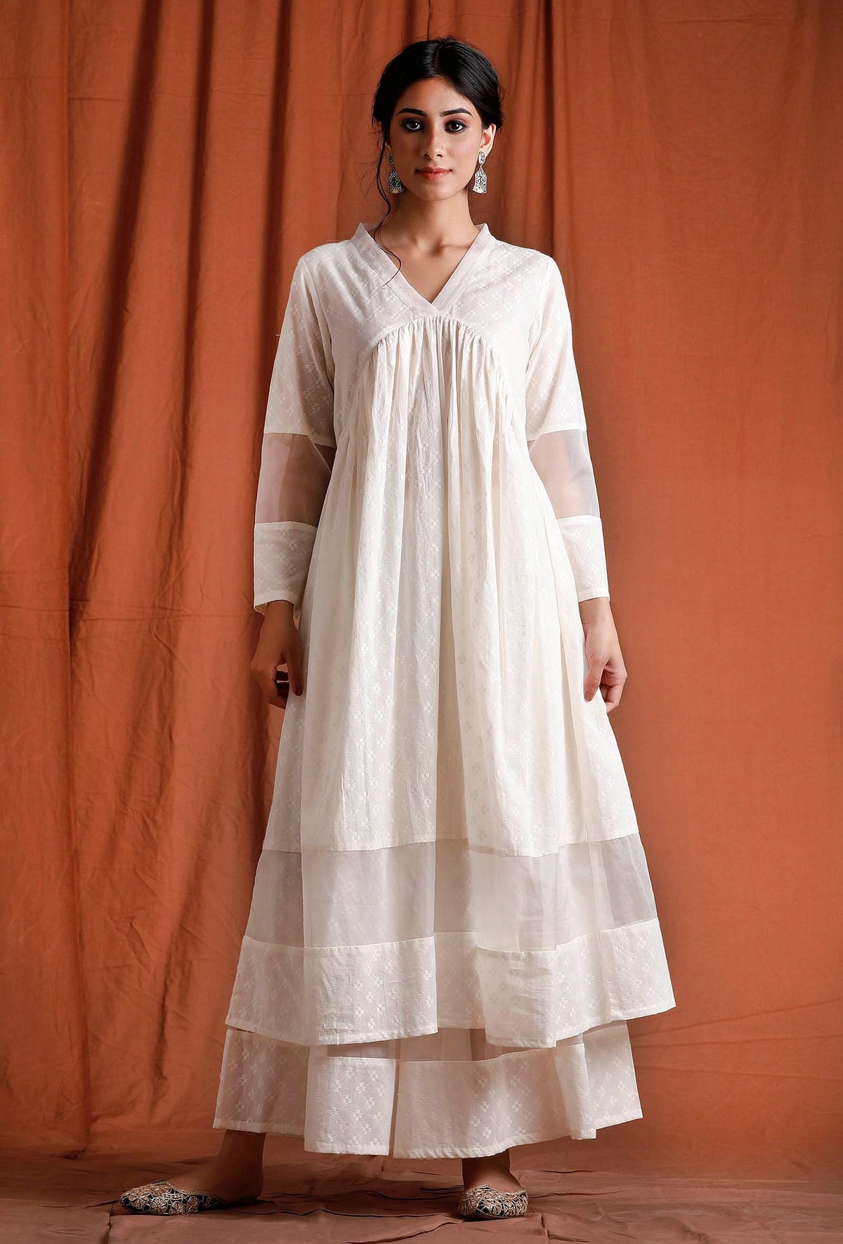Set of 2: Off White and Golden Kurta with Palazzo サイズ XS