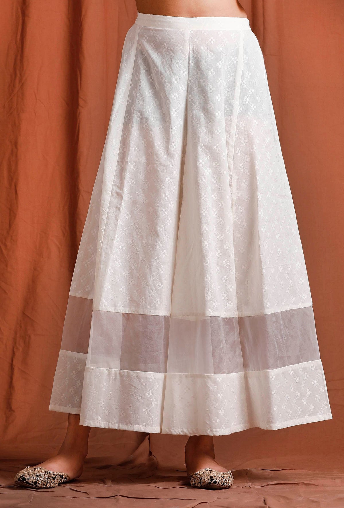 Set of 2: Off White and Golden Kurta with Palazzo サイズ XXXL
