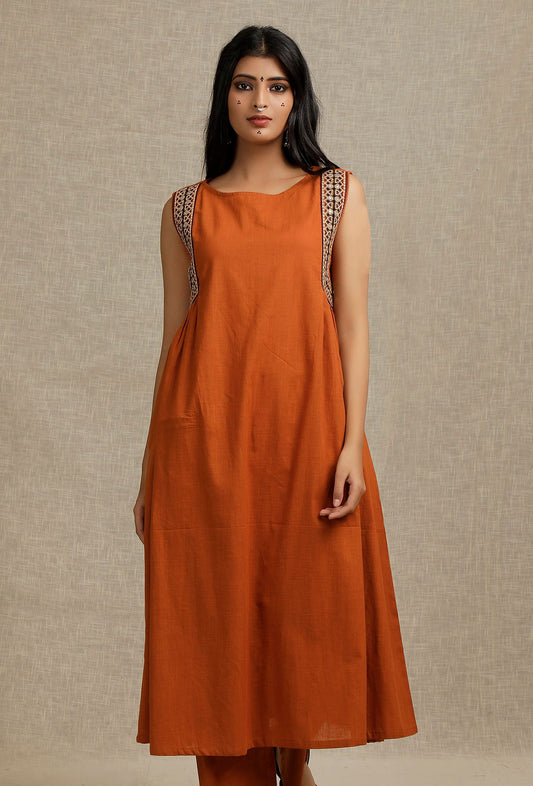 Orange Rust Side Gather Kurta with Embroidery Details サイズ XS