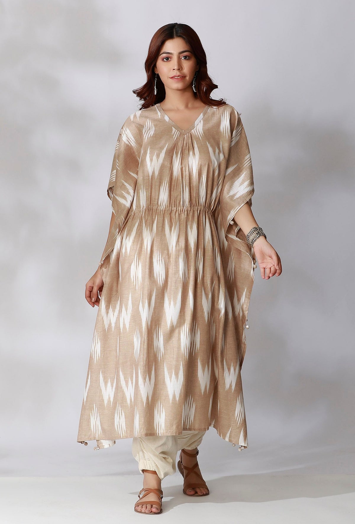 Beige Ikkat Side Tie Up Kaftan Kurta サイズ S