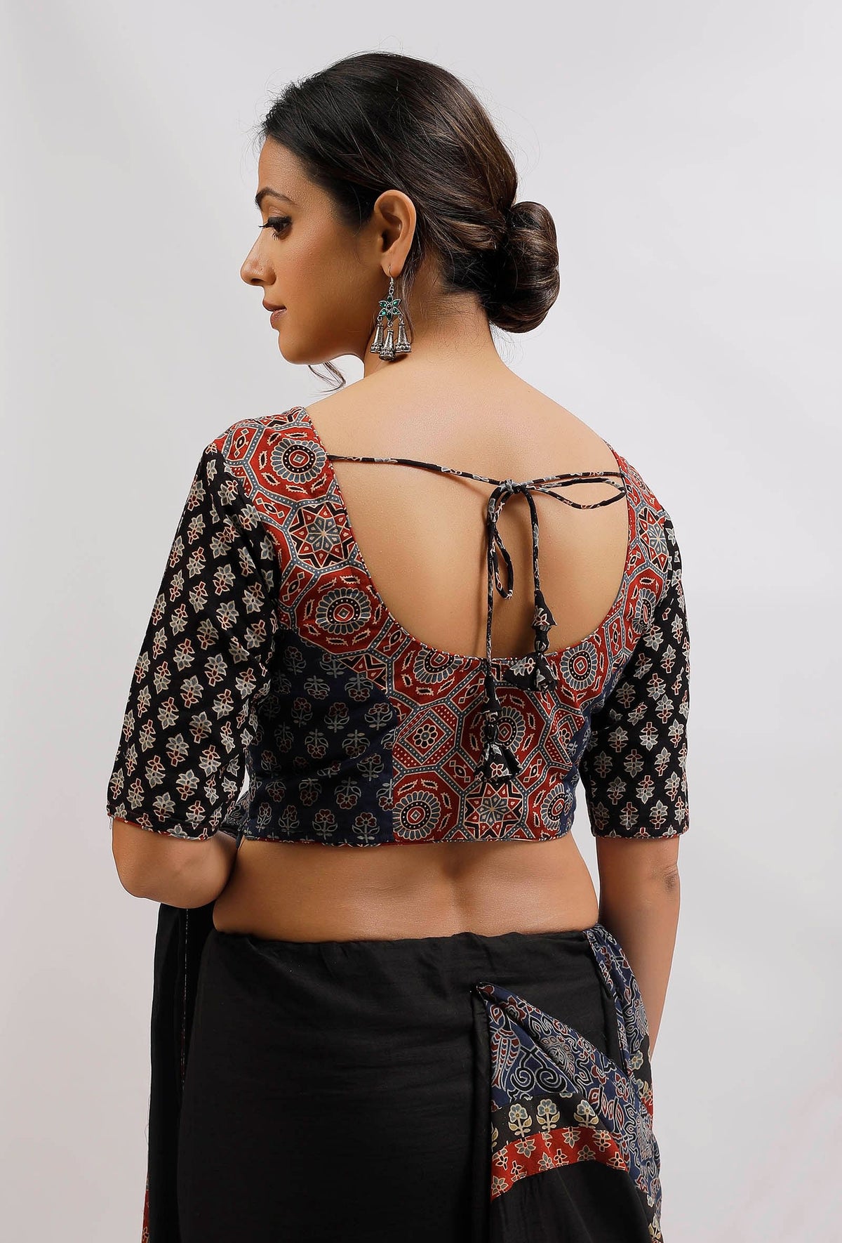 Red And Blue Ajrak Print Front Open Blouse サイズ S