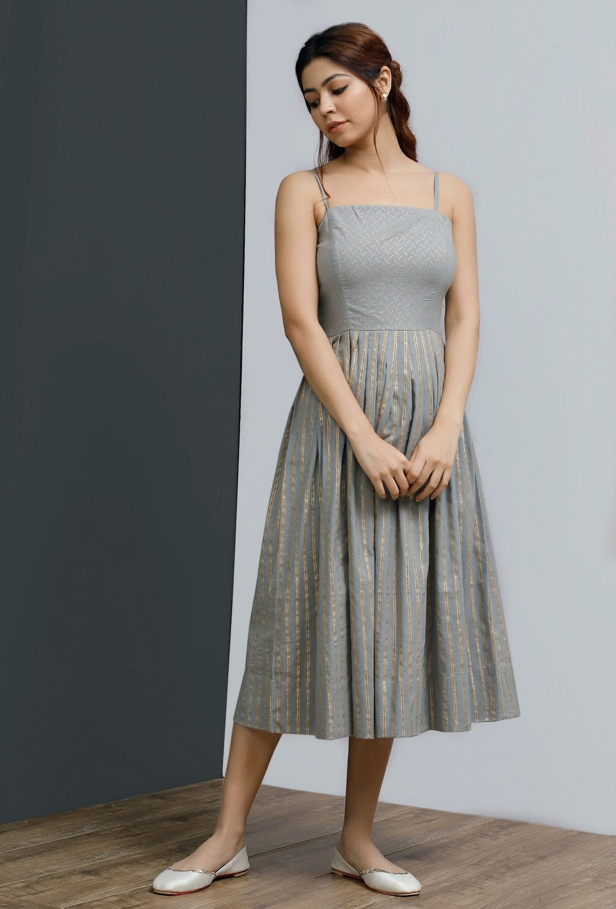 Strappy Grey Block Printed Pleated Dress サイズ XS