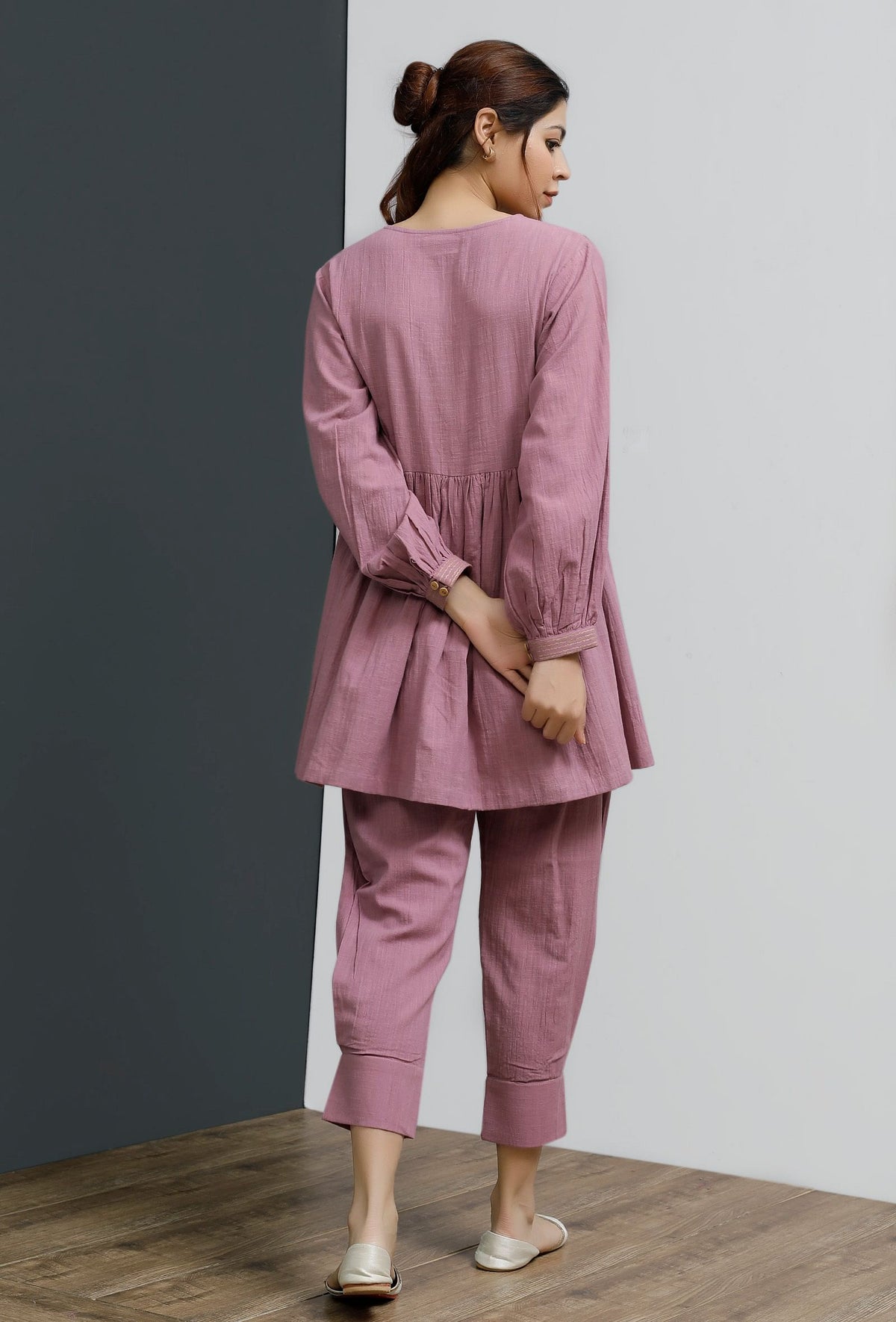 Onion Pink Hand-Block Printed Gathered Short Kurta サイズ M