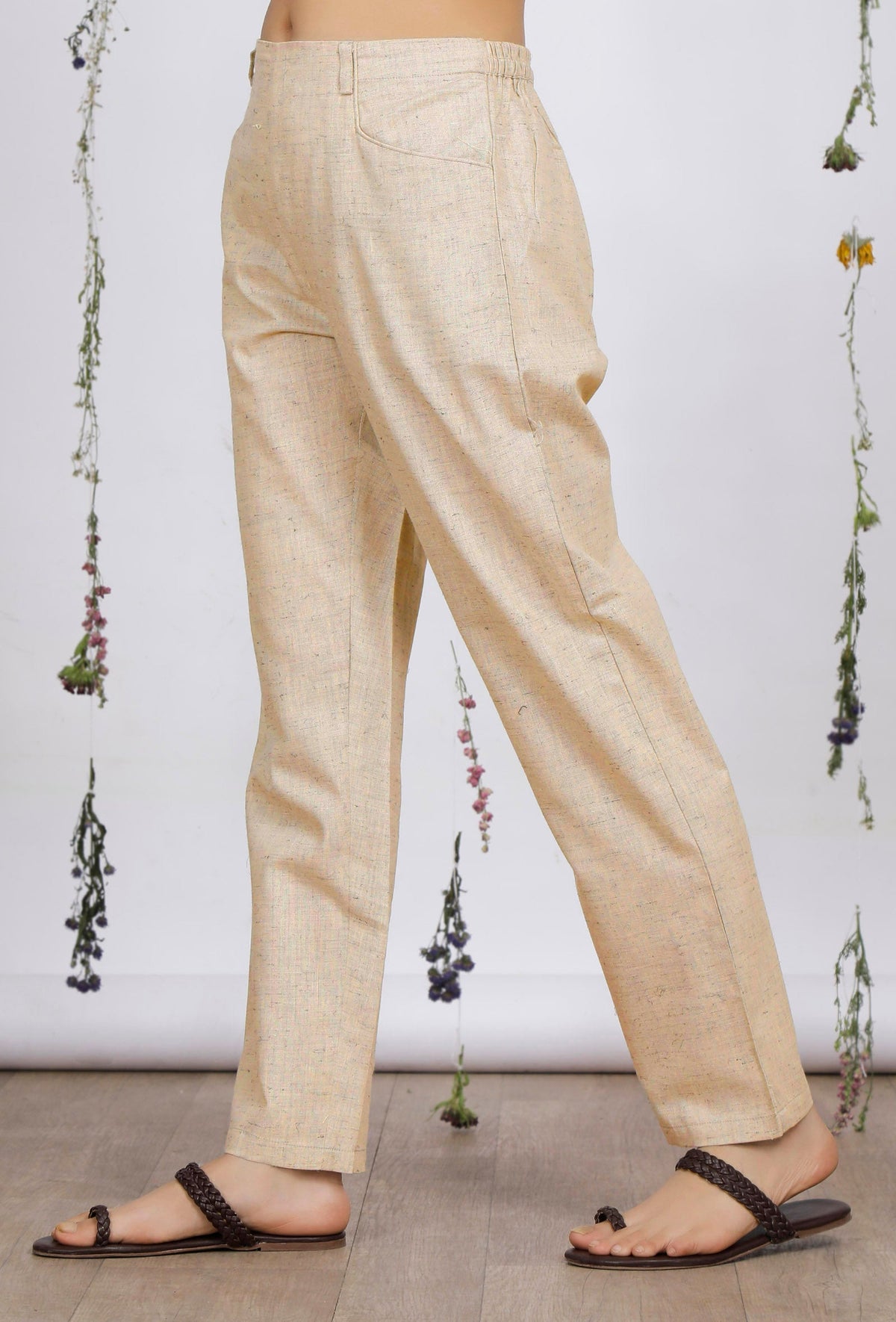 Beige Straight Cotton Khadi Pants with Pockets サイズ XXXL