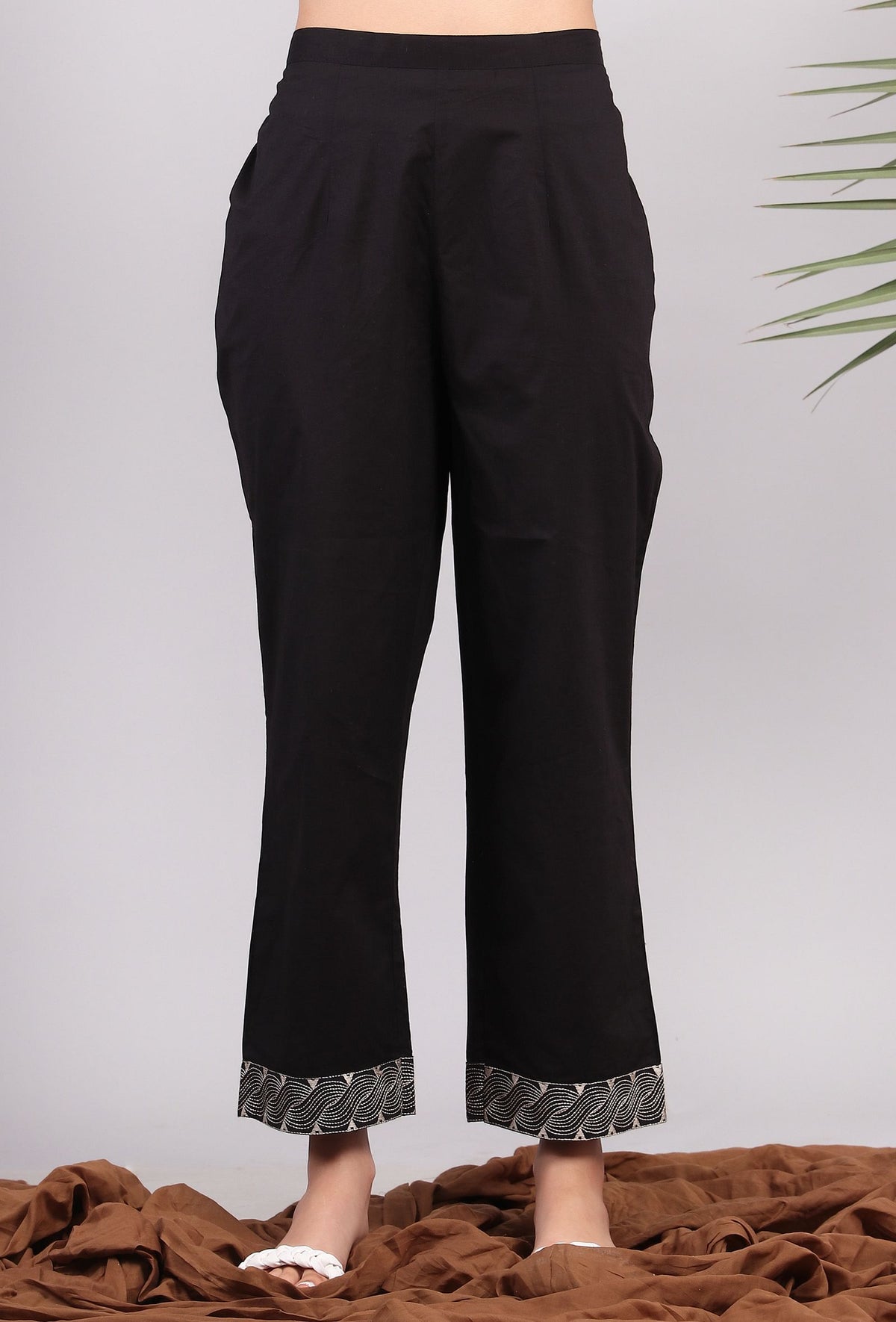 Black Straight Cotton Pants サイズ M