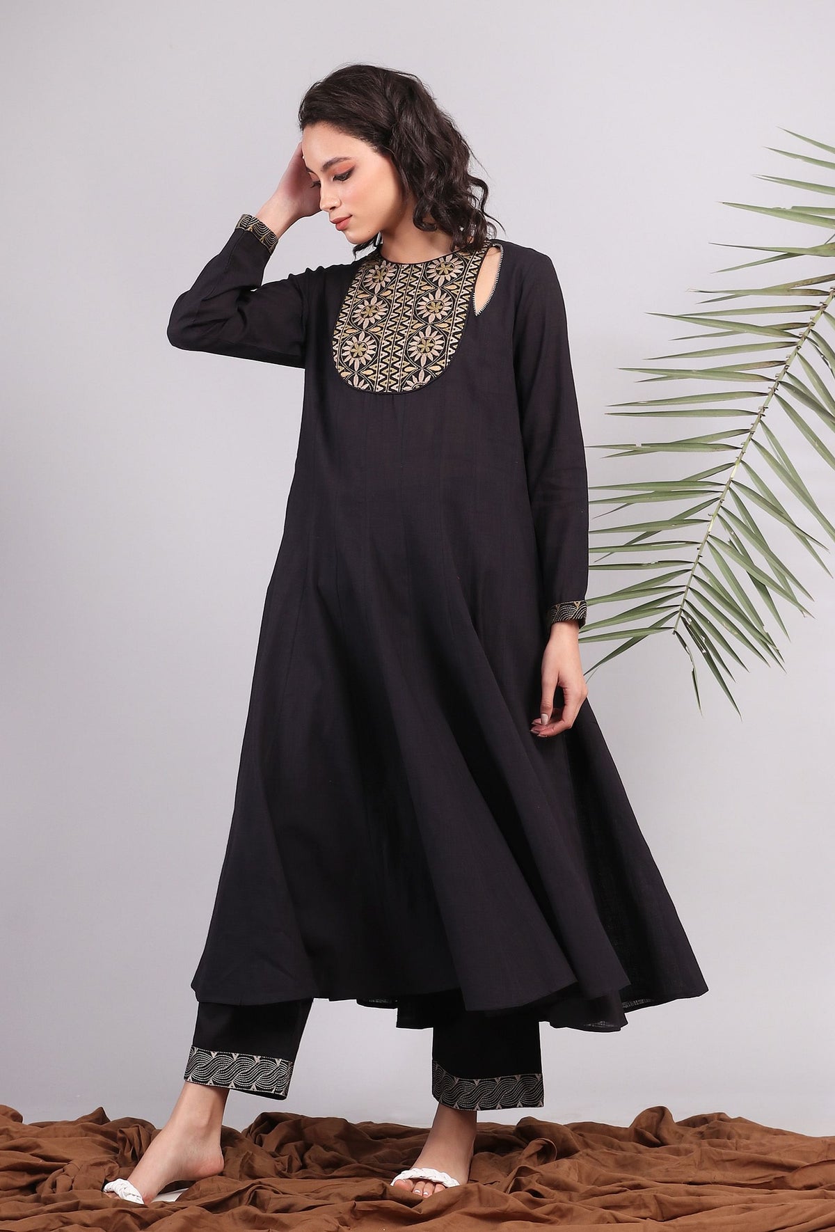 Black Flared Kalidar Kantha Kurta Dress サイズ XL