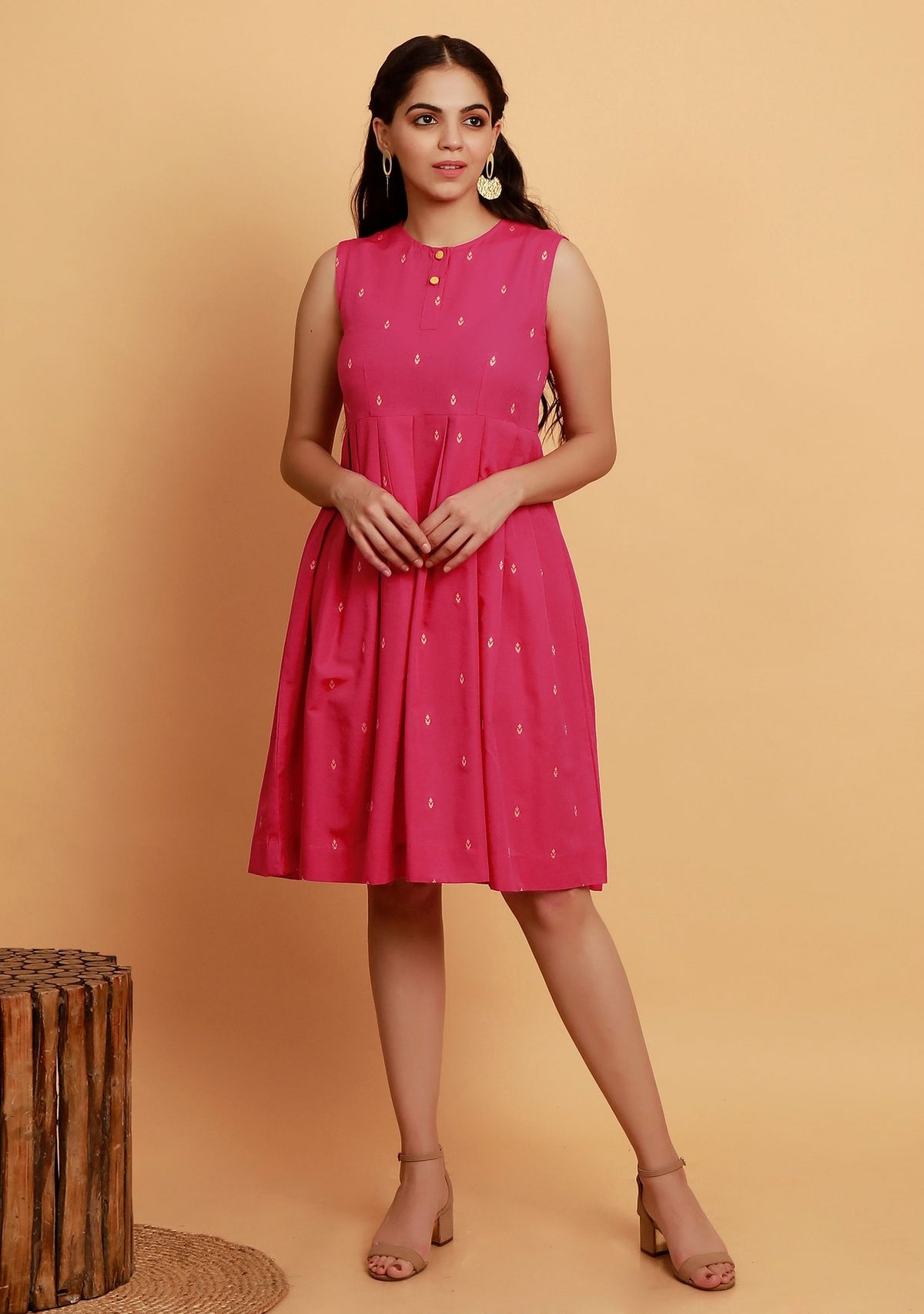 Pink Pleated Flared Sleeveless Woven Dress サイズ XL