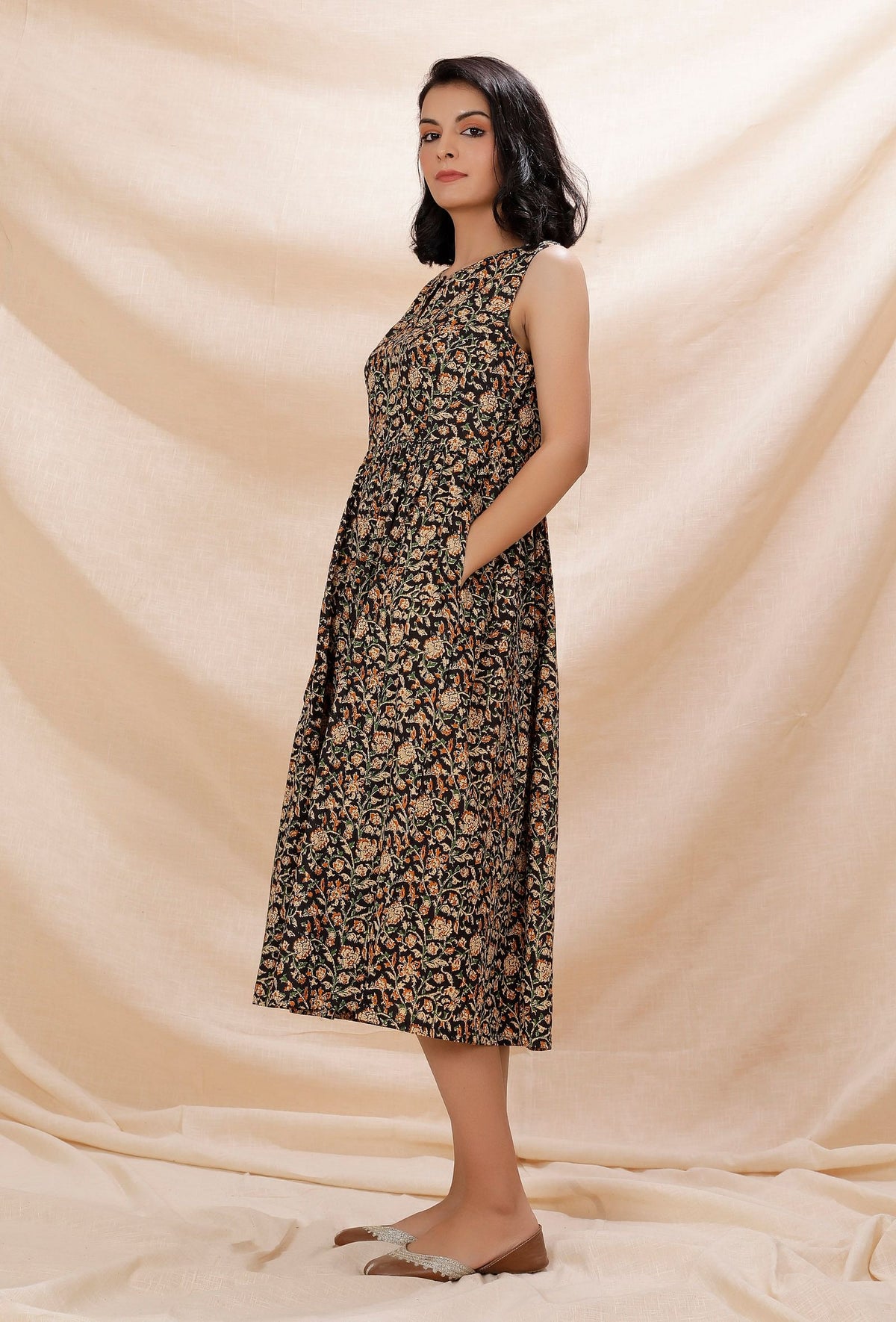 Black Kalamkari Gathered Cotton Midi Dress サイズ XS