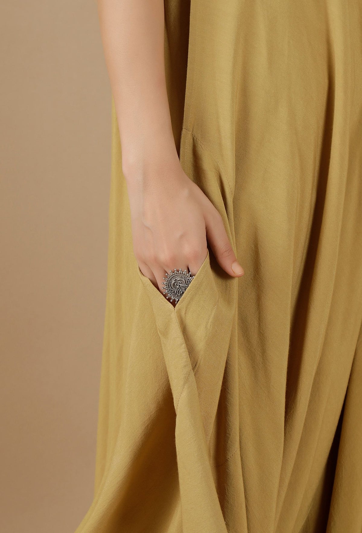 Earls Green Sleeveless Embroidered Jumpsuit サイズ S