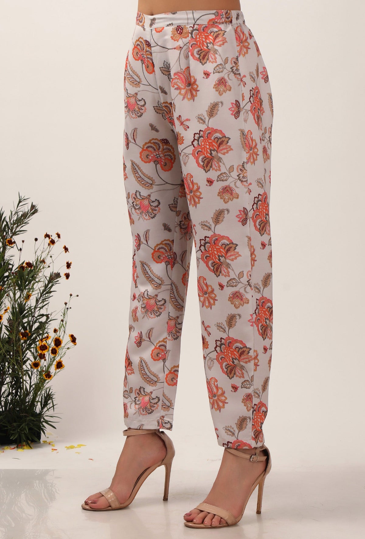 Floral Cara Chintz Narrow Fit Pants サイズ XXXL