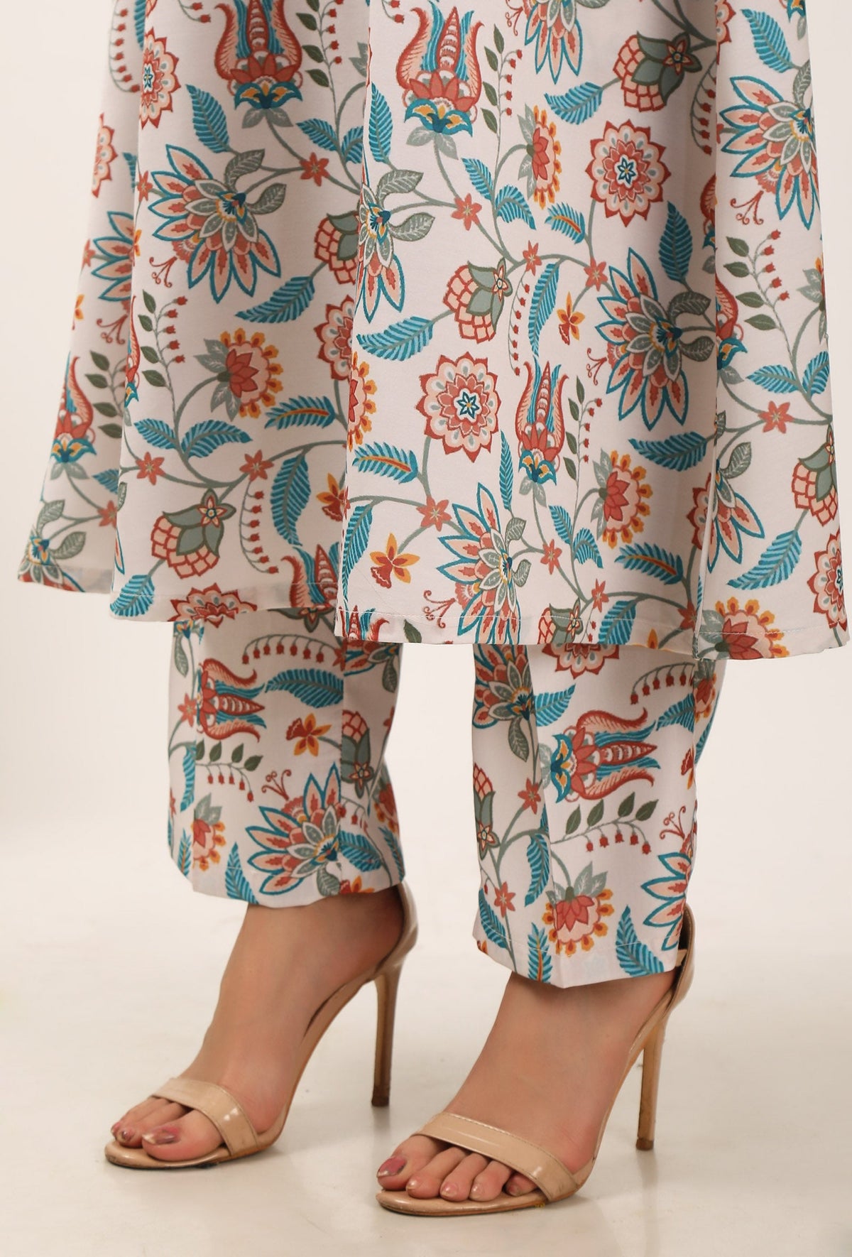 Lilybeth Floral Chintz Narrow Fit Pants サイズ XXL