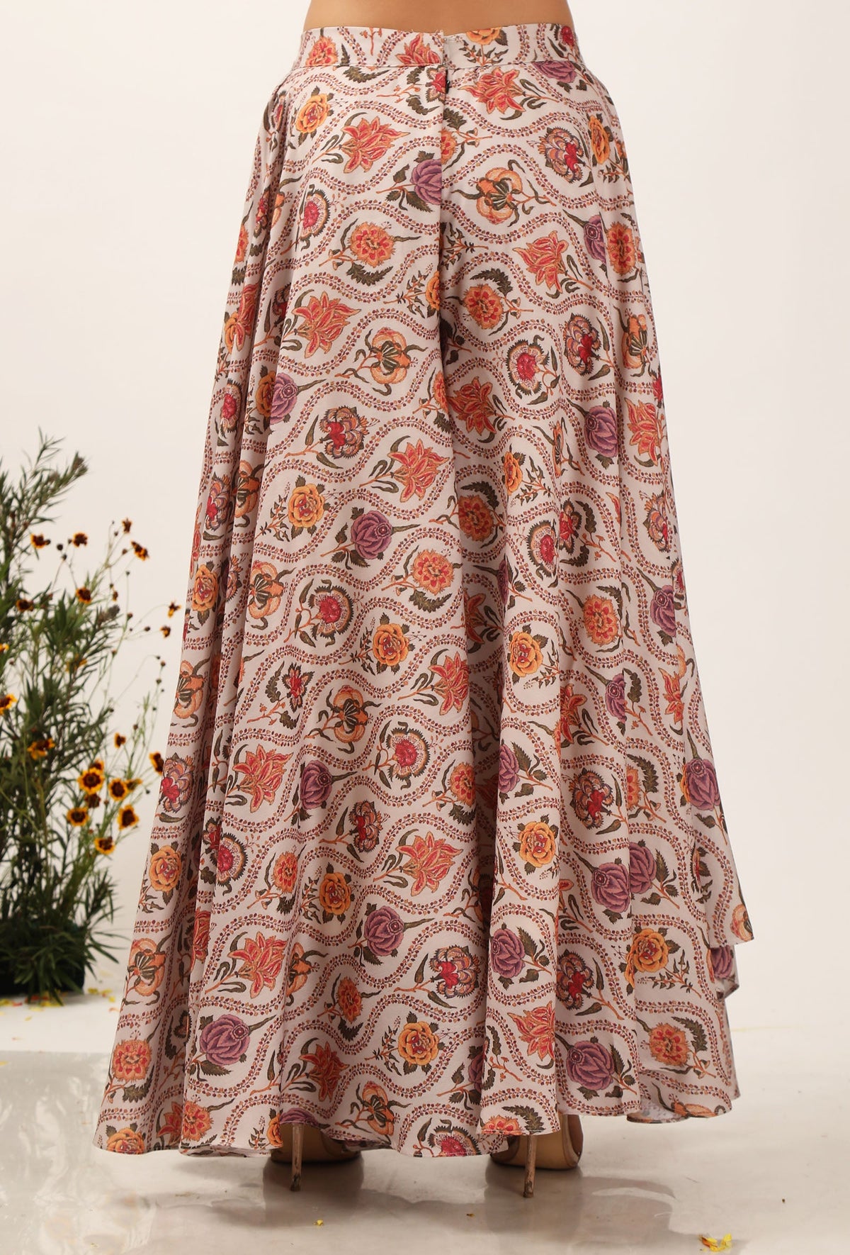 Airi Floral Chintz Asymmetrical Flared Palazzo Pants サイズ M