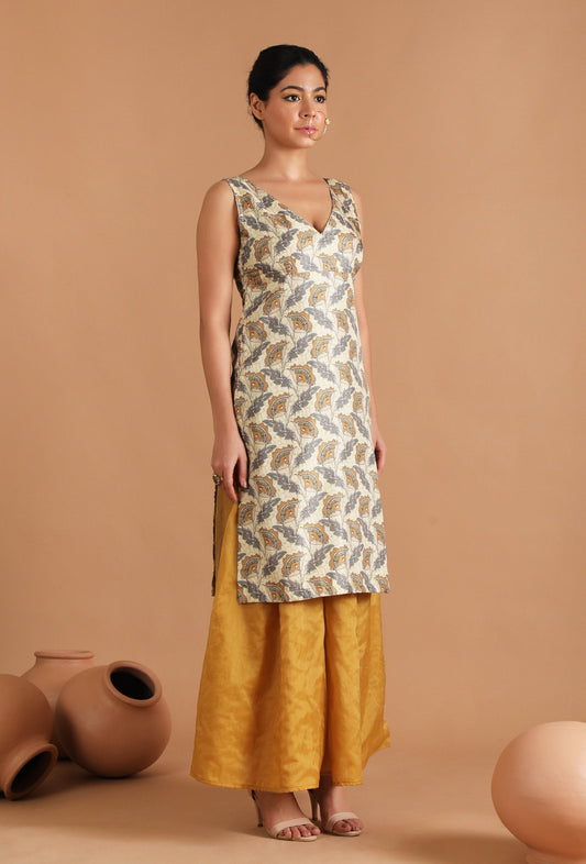 Prisha Allover Kalamkari Straight Kurta サイズ M