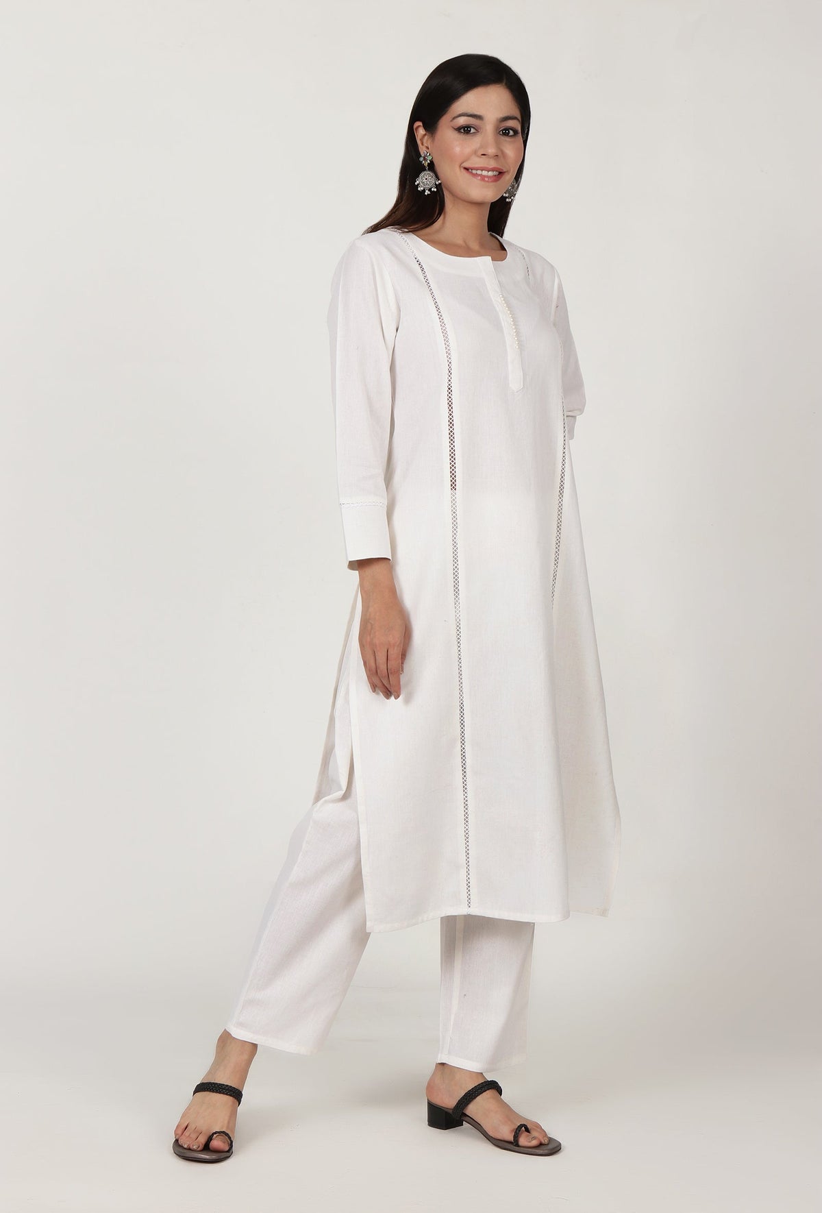White Moti Handwork Cotton Kurta サイズ S