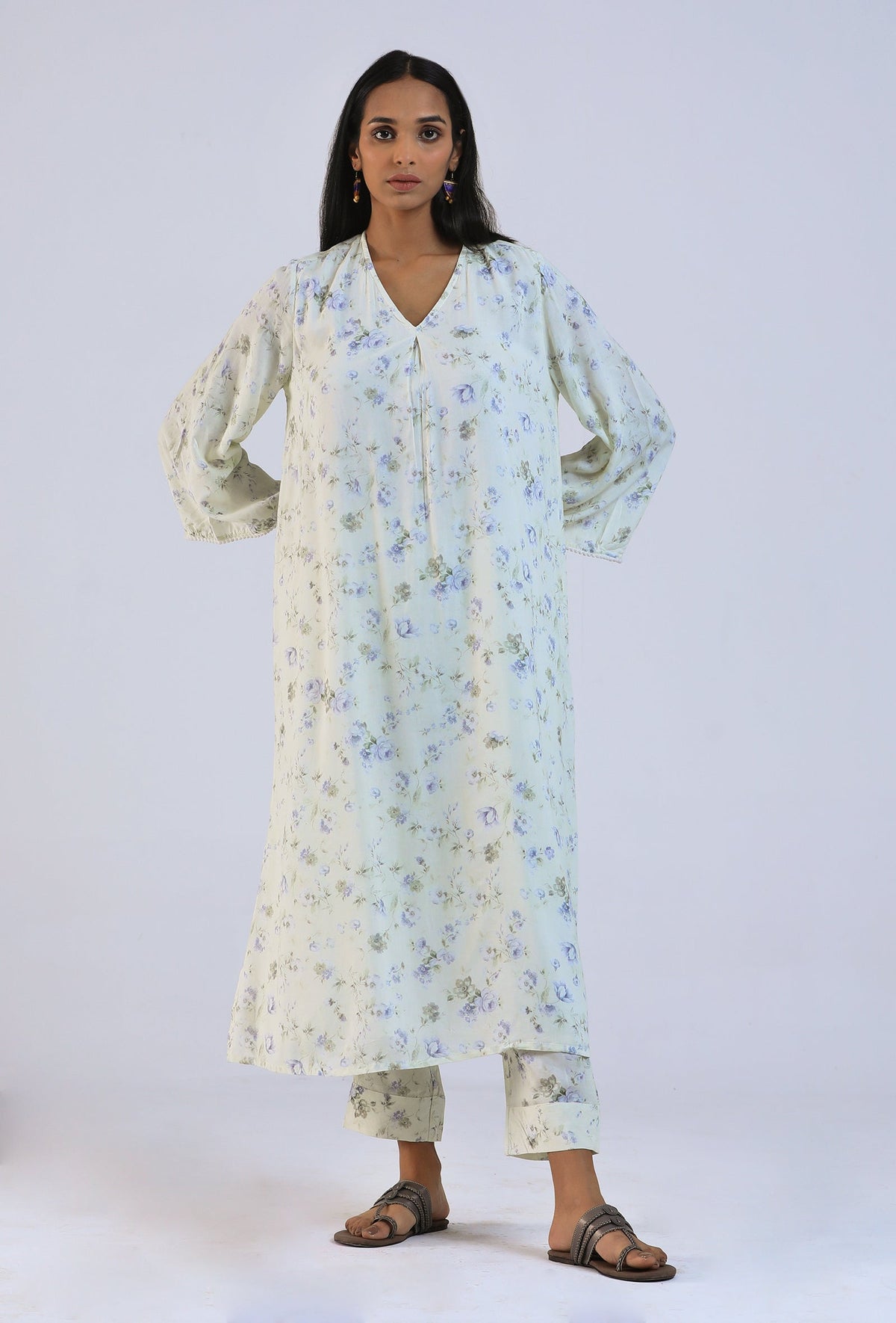 Off White Viscose Cotton Floral Kurta Set サイズ XS