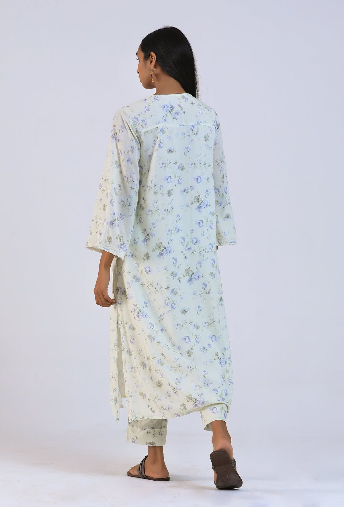 Off White Viscose Cotton Floral Kurta Set サイズ XL
