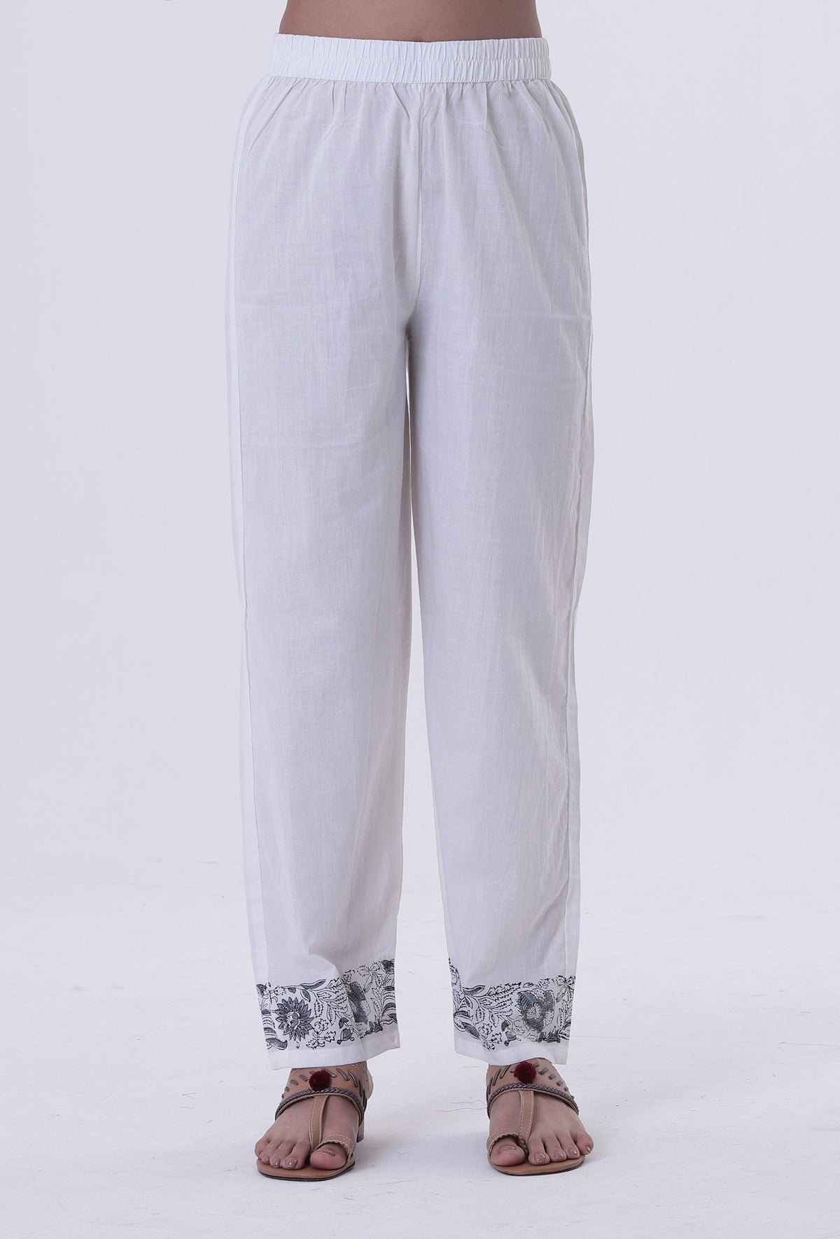 Set of 2: White Color Cotton Block Printed with Multicolor Motif Kurta & Pant クルタ S・パンツ XS