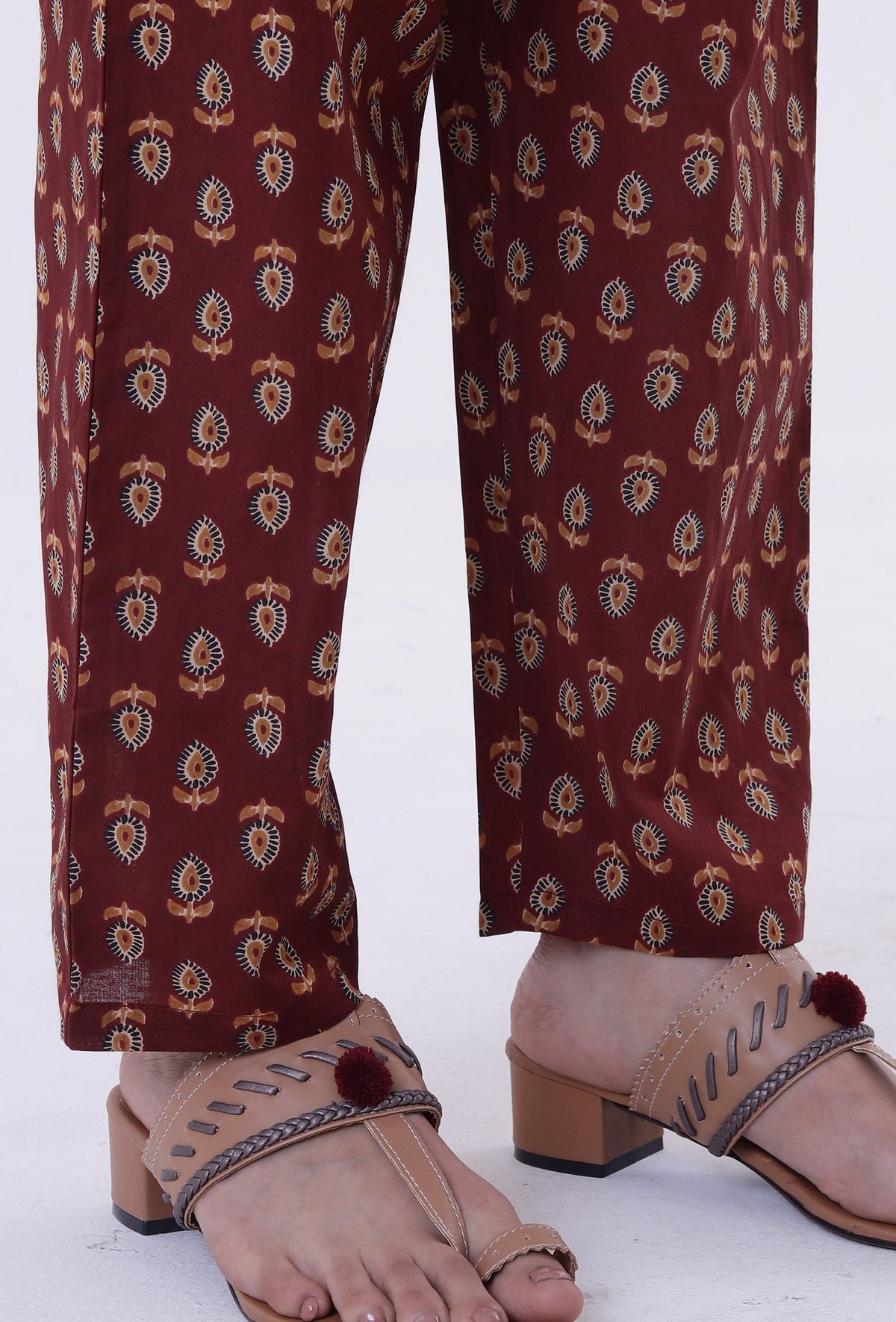 Red & Multicolor Cotton Block Printed Pant サイズ XS