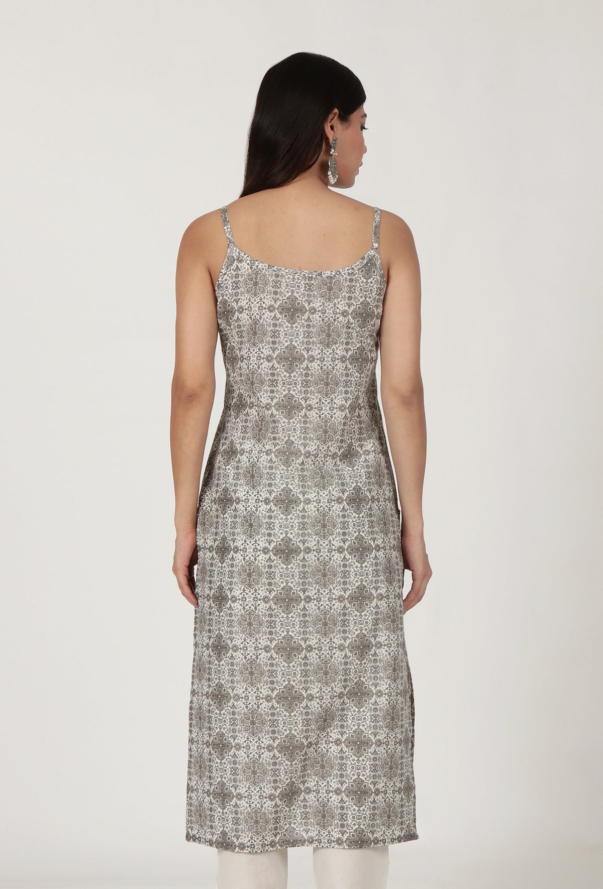 Multi Printed White Color Cotton Slip サイズ M