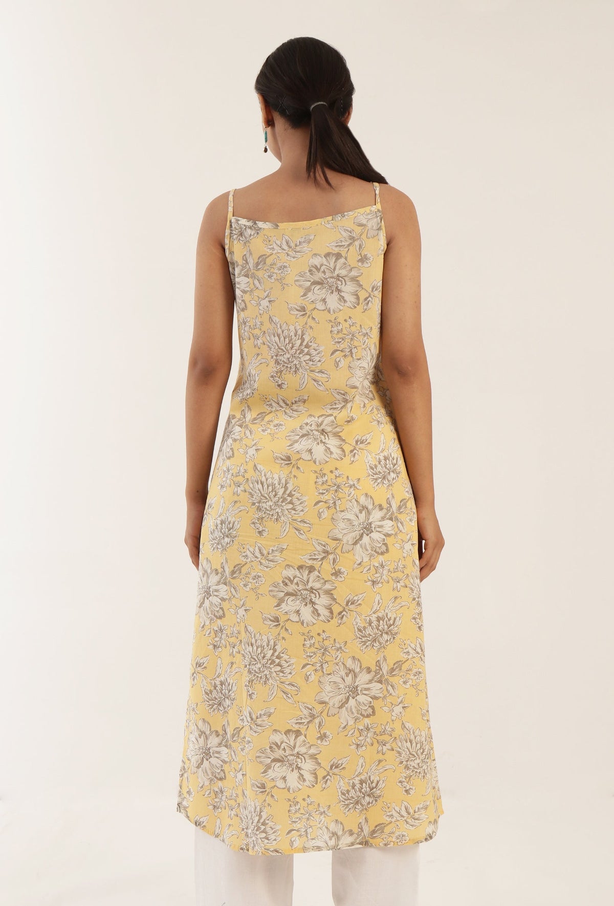 Yellow Color Cotton Slip With Multicolor Motif サイズ L