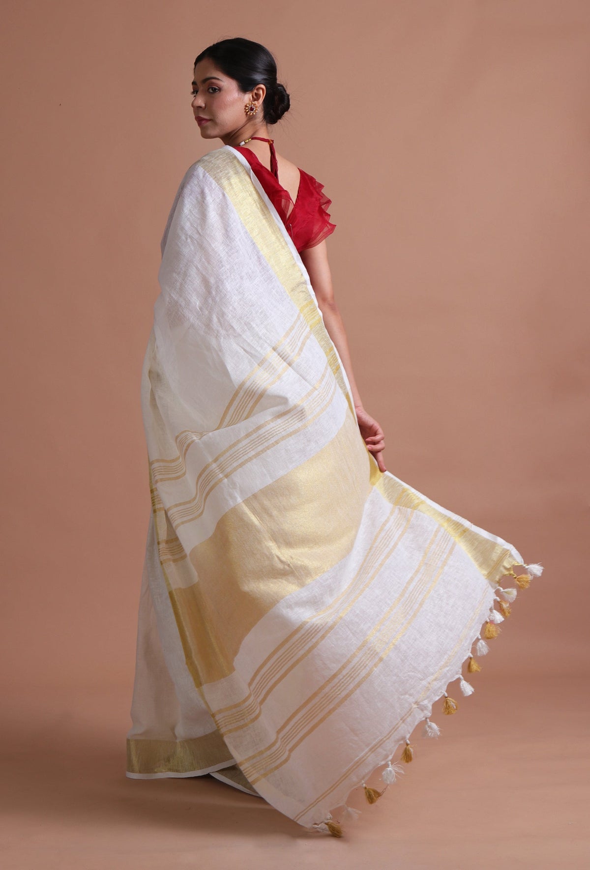 Off-White Cotton Linen Saree with Unstitched Red Blouse