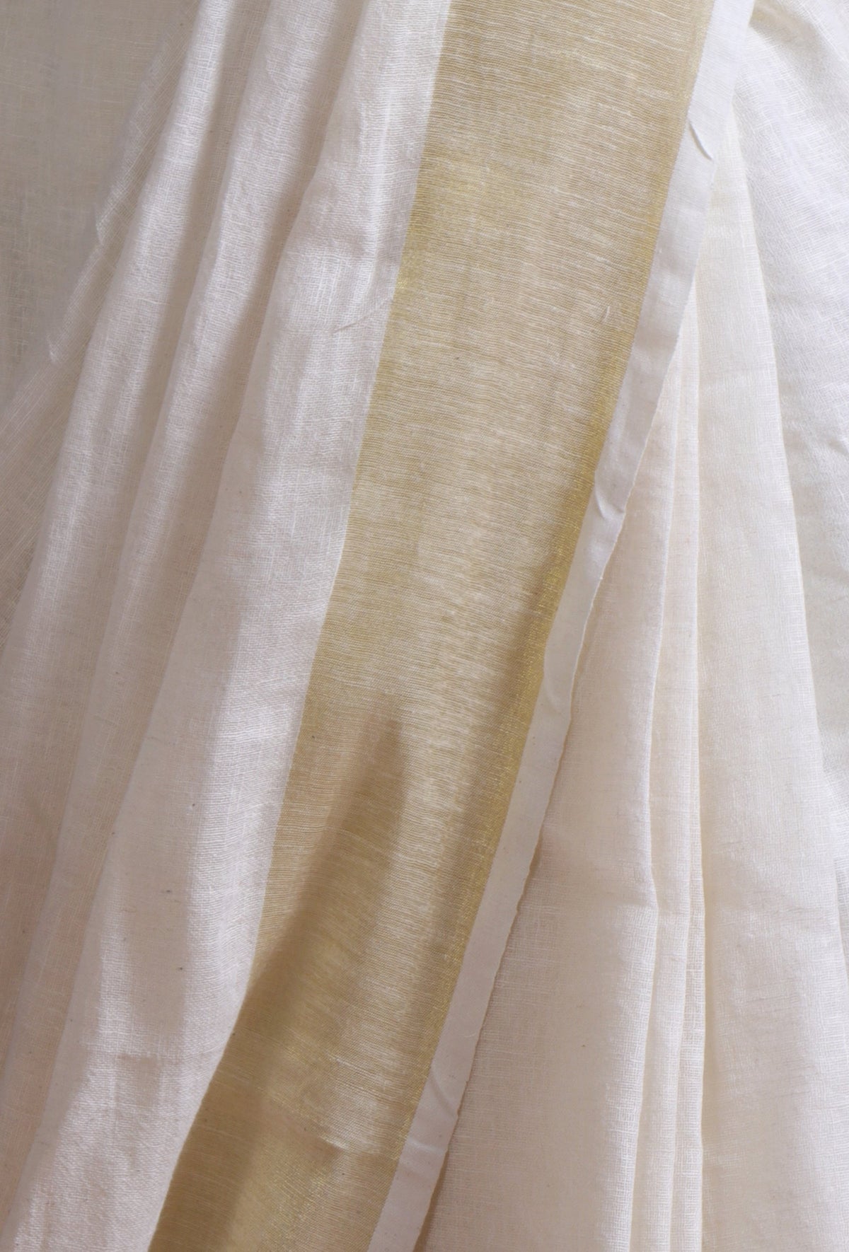 Off-White Cotton Linen Saree with Unstitched Red Blouse