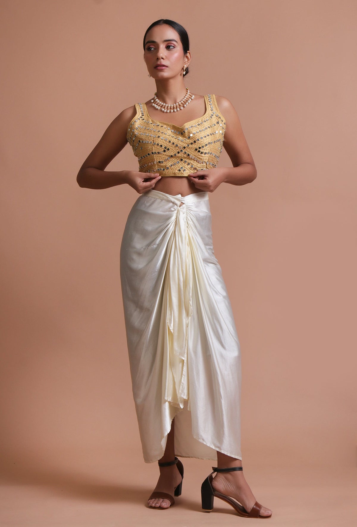 Golden Color Raw Silk Mirror Work Blouse サイズ S
