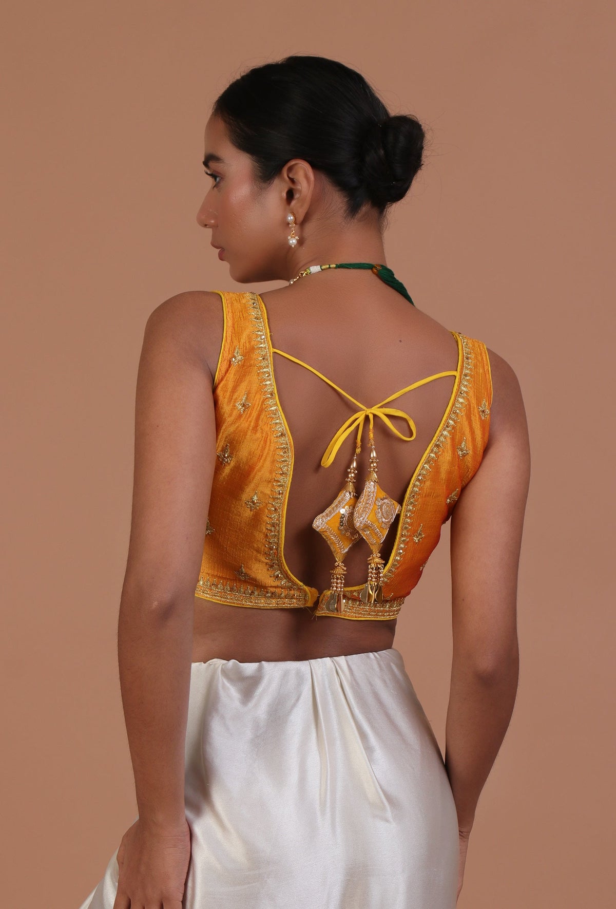 Yellow Color Raw Silk Embroidered Blouse サイズ S