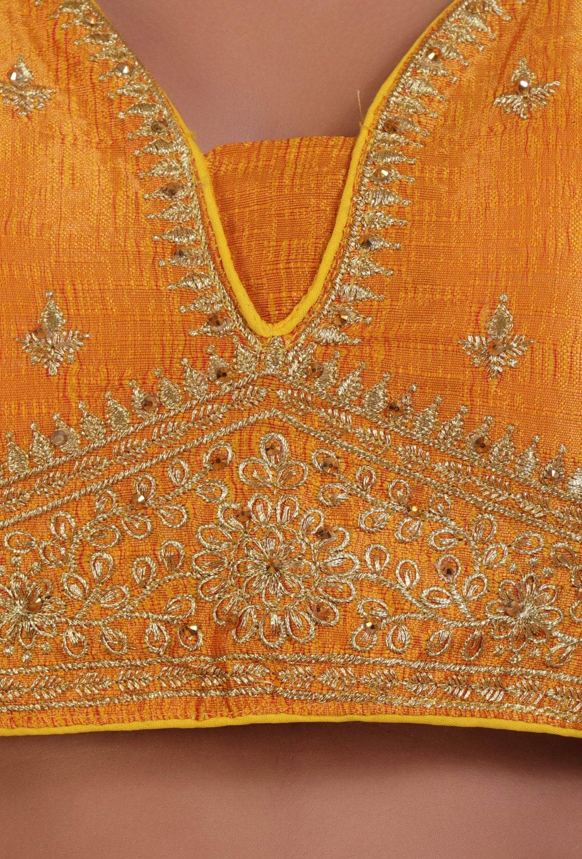 Yellow Color Raw Silk Embroidered Blouse サイズ S