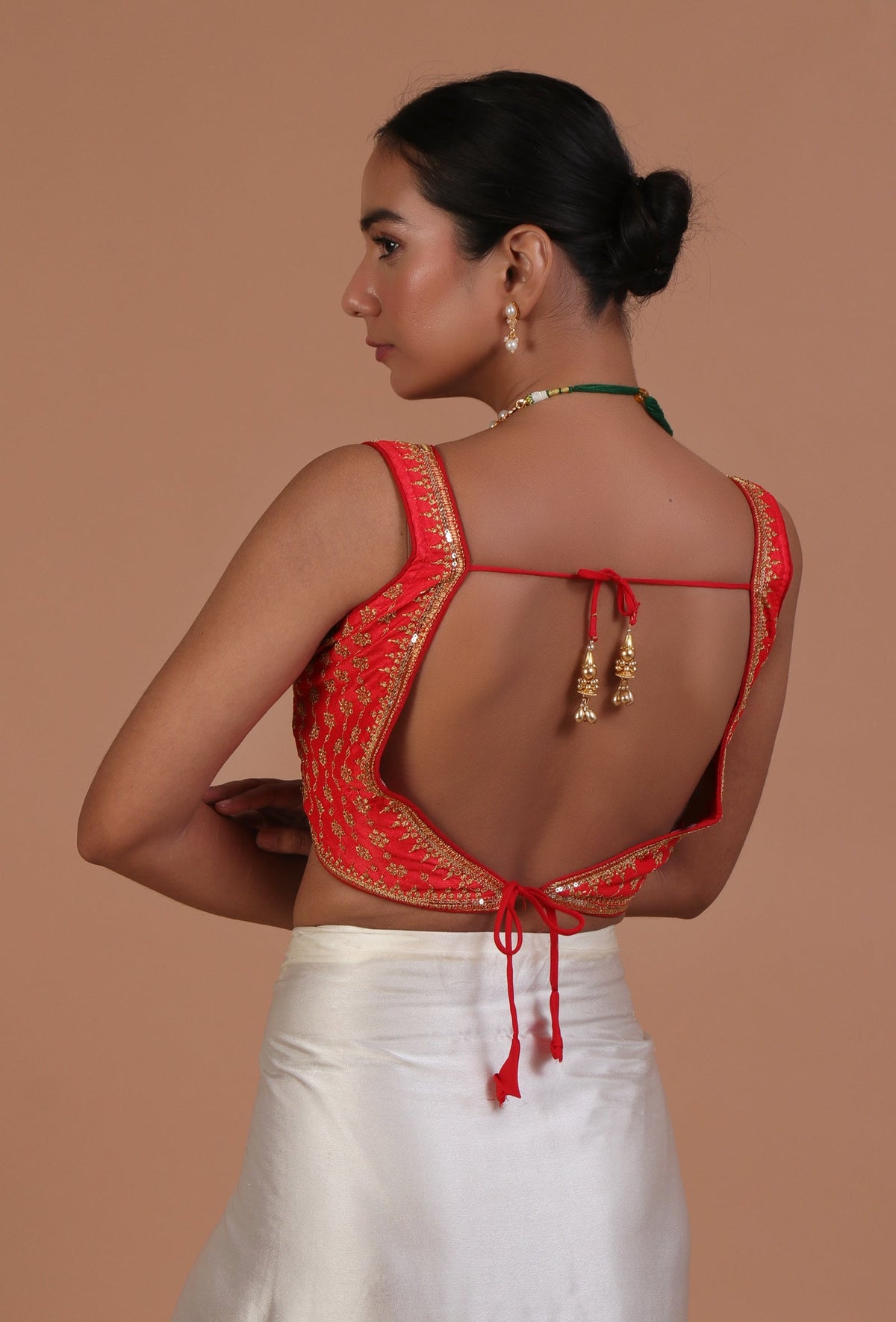 Red Color Raw Silk Embroidered Blouse サイズ S
