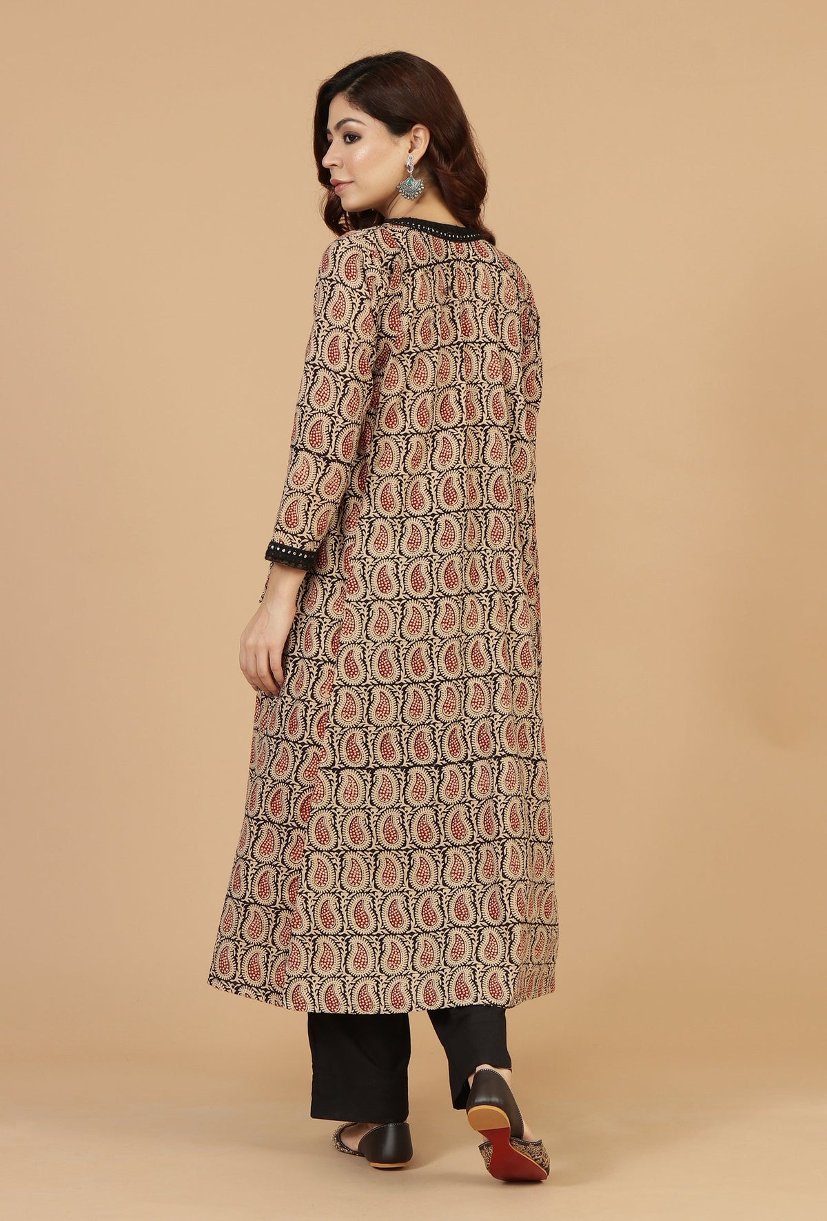 Set of 2: Baagh Hand Block Print Angrakha Kurta with Lace & Solid Black Pants クルタ L・パンツ XXL