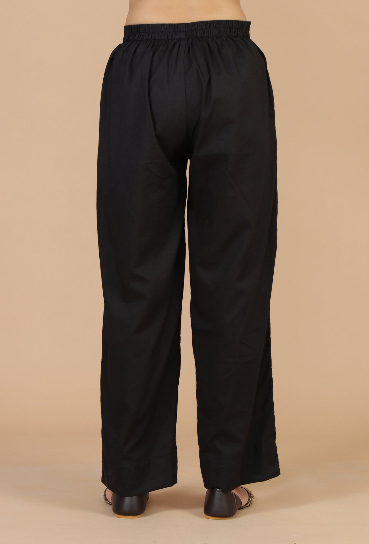 Set of 2: Baagh Hand Block Print Angrakha Kurta with Lace & Solid Black Pants クルタ S・パンツ M
