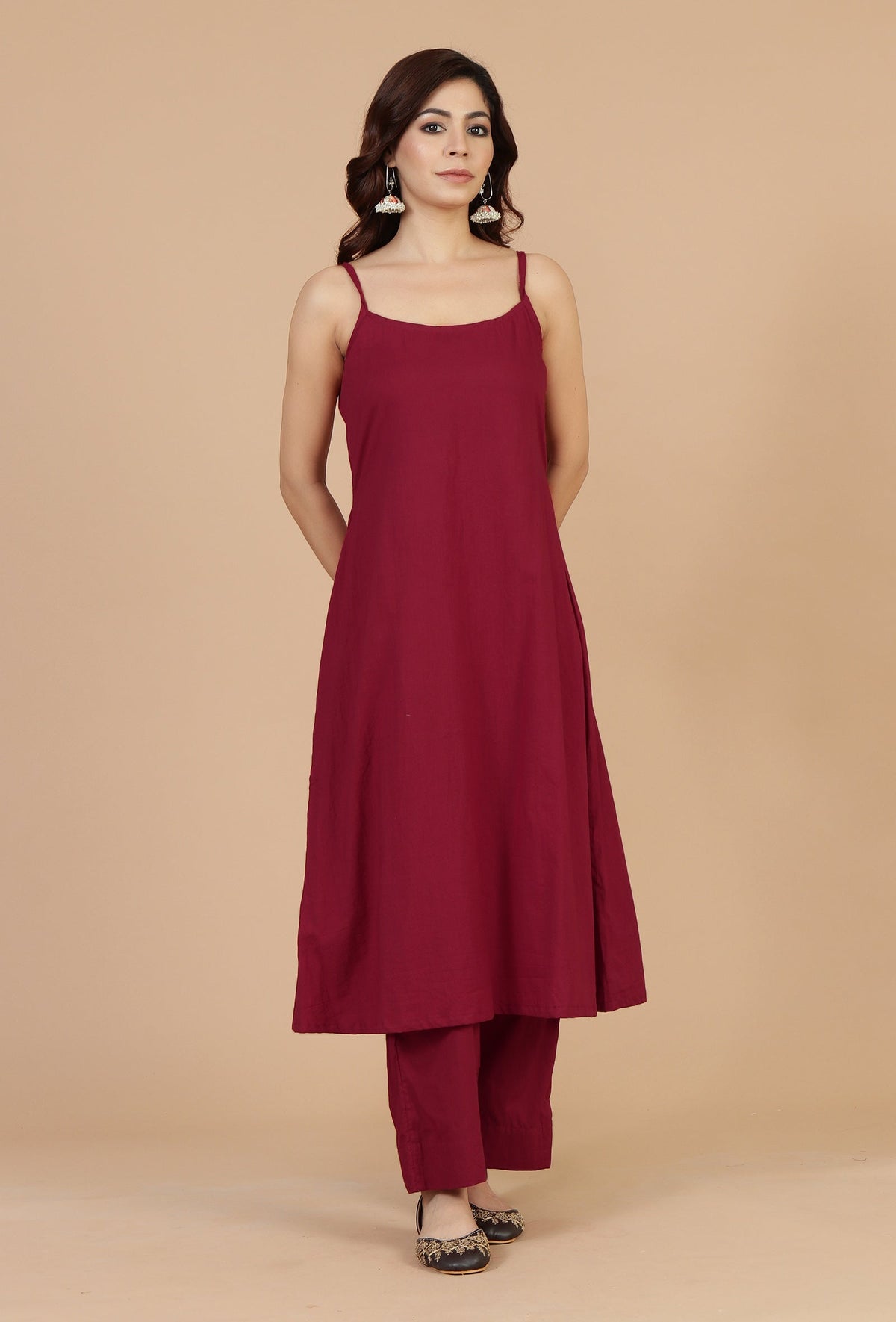 Set of 2: Red A-line Slip Kurta with Straight Pants クルタ XL・パンツ S