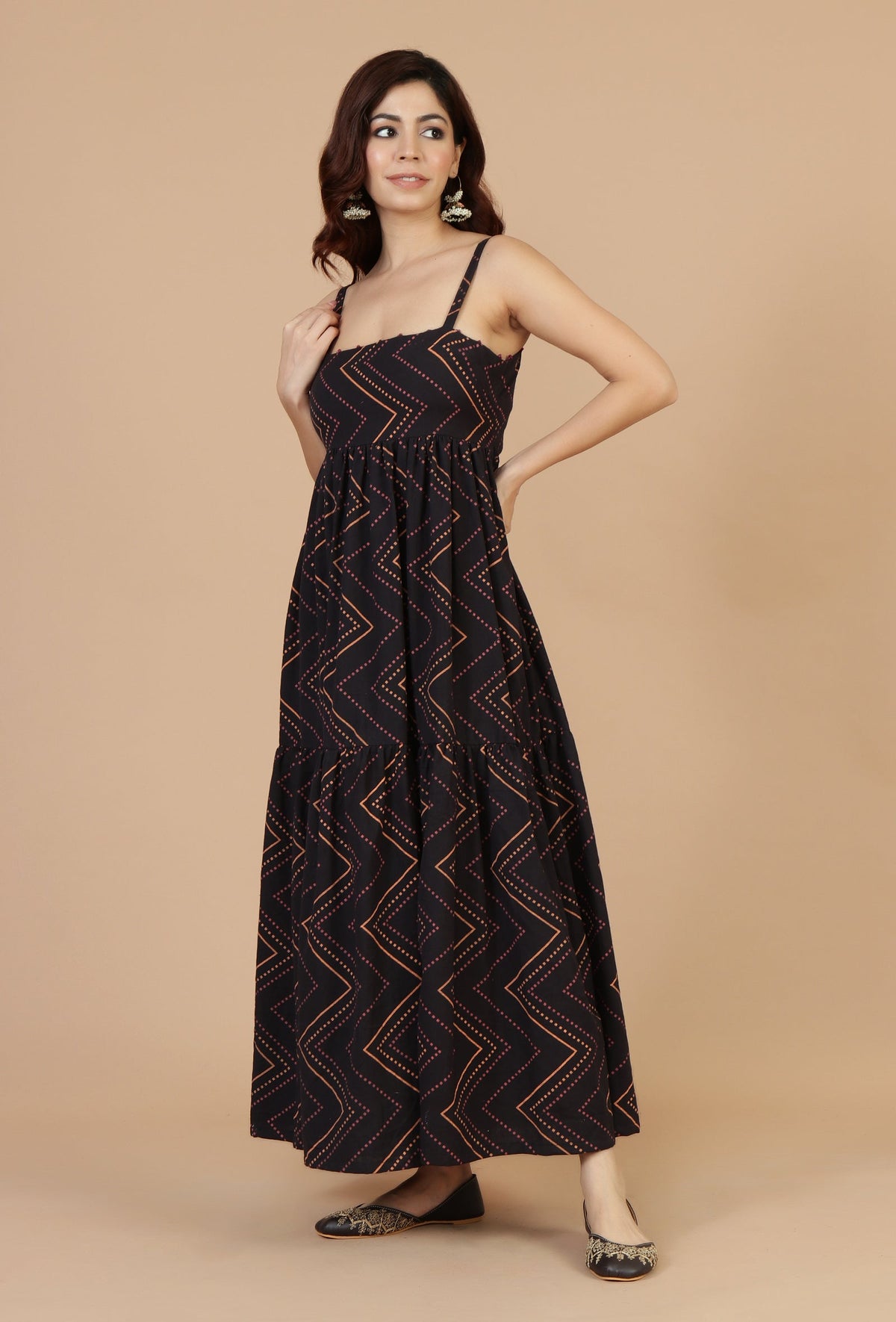 Noor Black Zigzag Printed Cotton Strappy Dress サイズ M