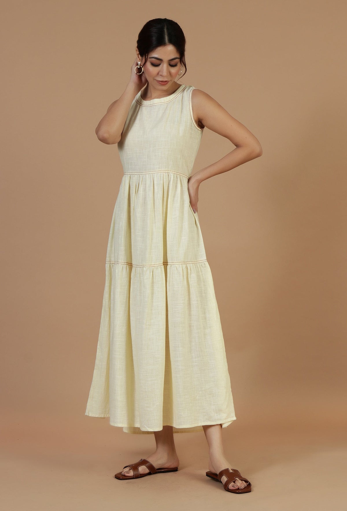 Butter Cream Sleeveless Tiered Cotton Dress サイズ L