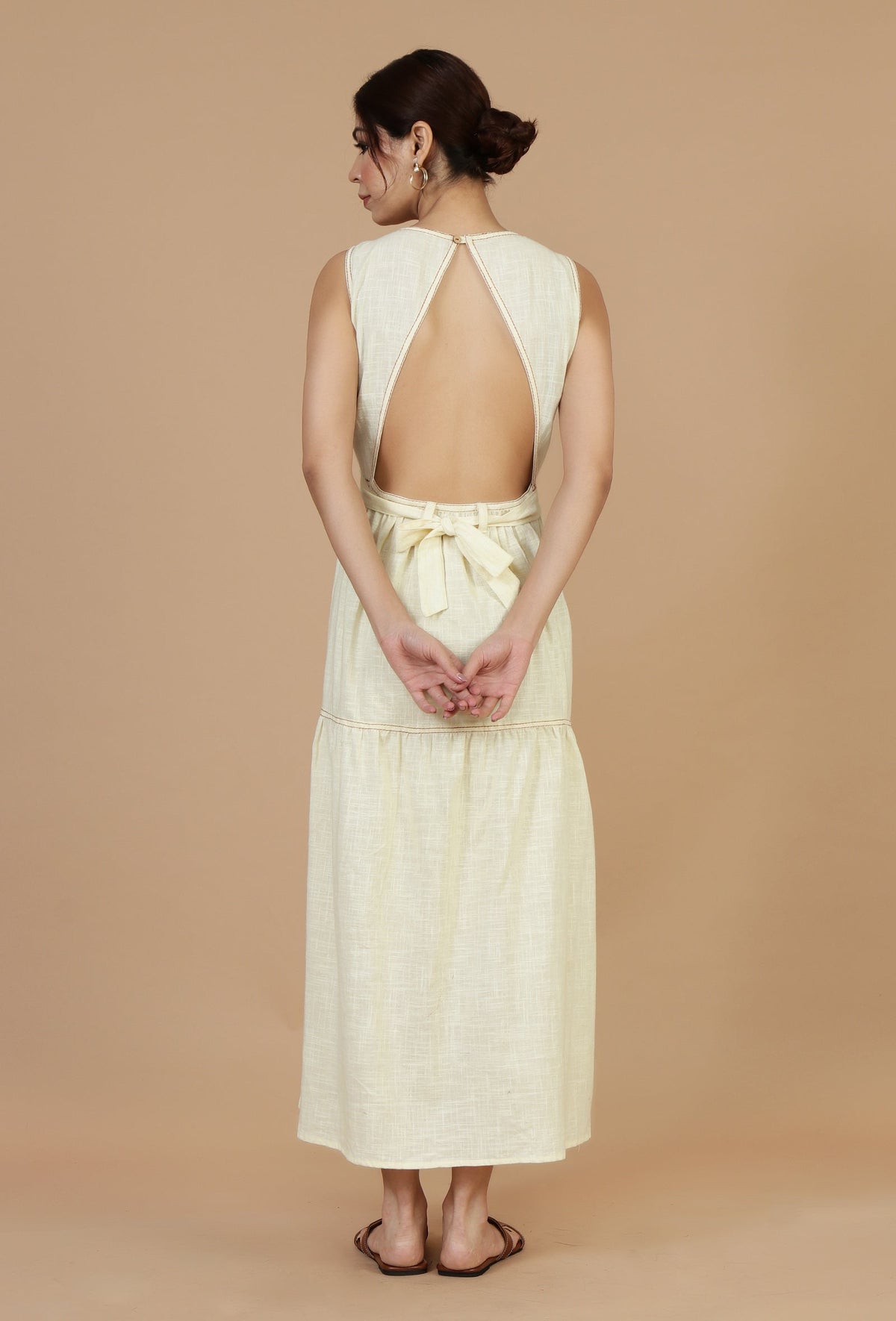 Butter Cream Sleeveless Tiered Cotton Dress サイズ L