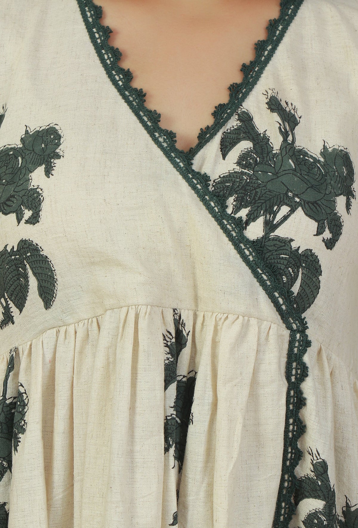 Set of 2: Ivory Hand Block Printed Angrakha Kurta with Lace Details and Straight Pants クルタ M・パンツ L