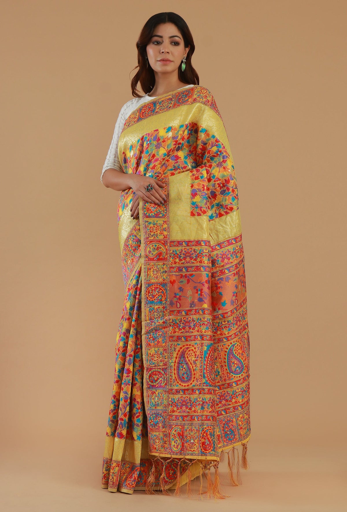 Kani Weave Silk Wool Saree with Golden Border & Unstitched Blouse